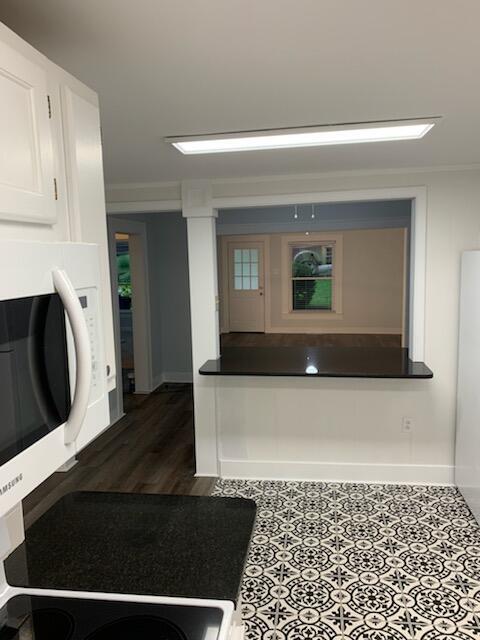 407 W 15th Street Property Photo 9