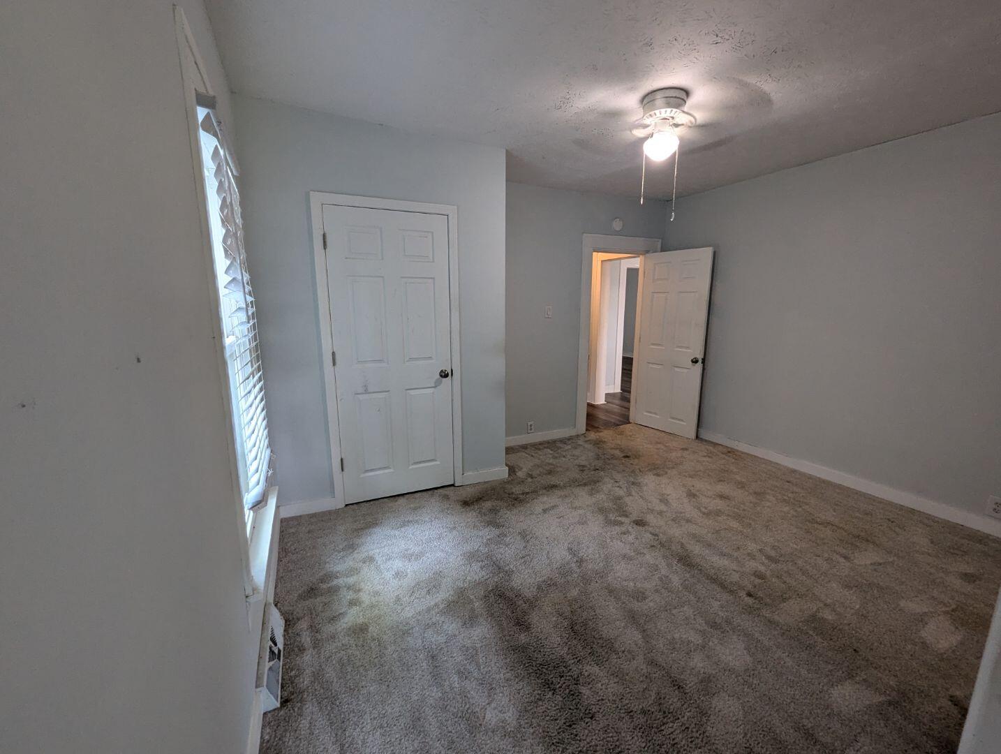 407 W 15th Street Property Photo 14