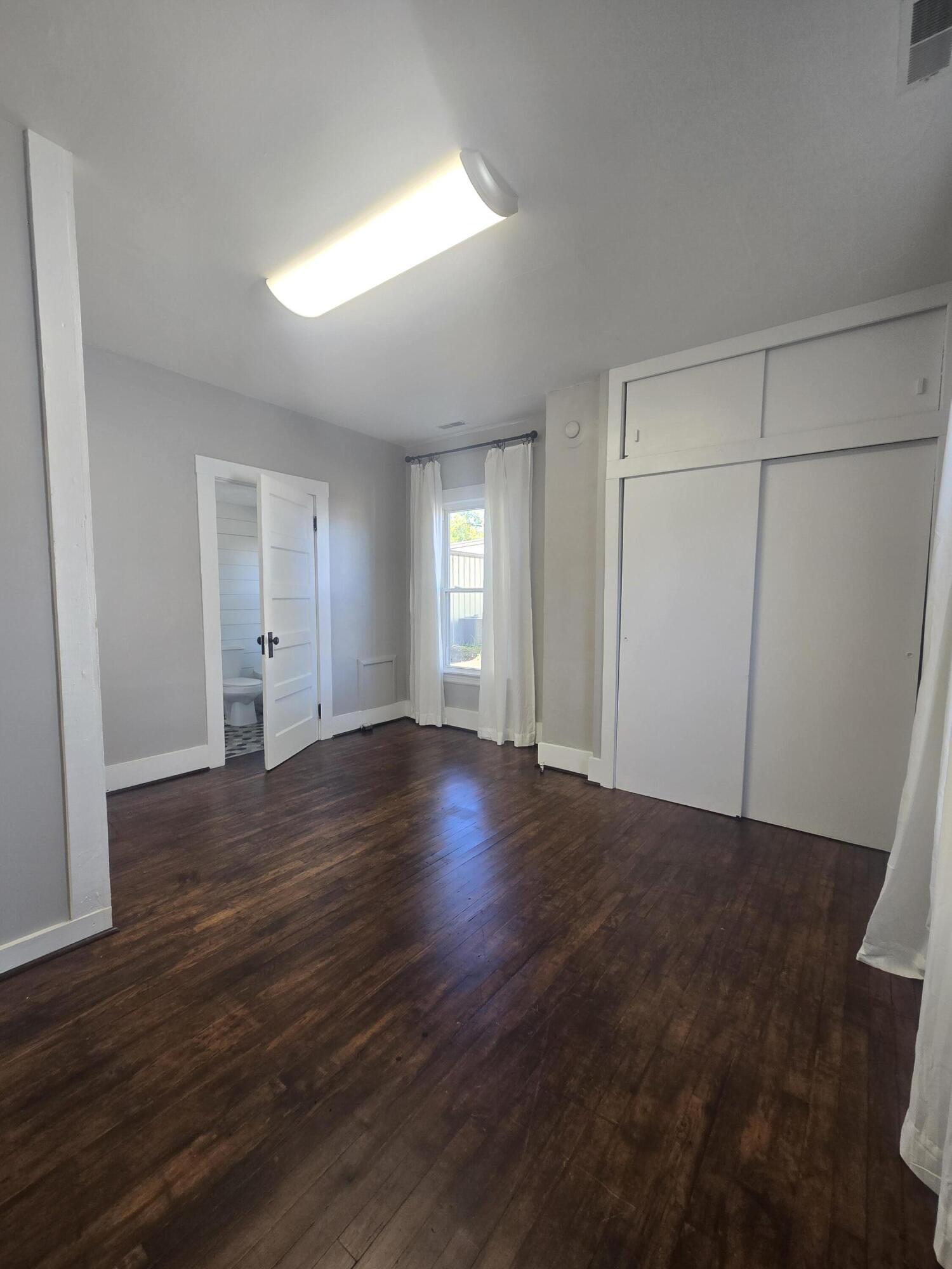 218 N College Street Property Photo 29