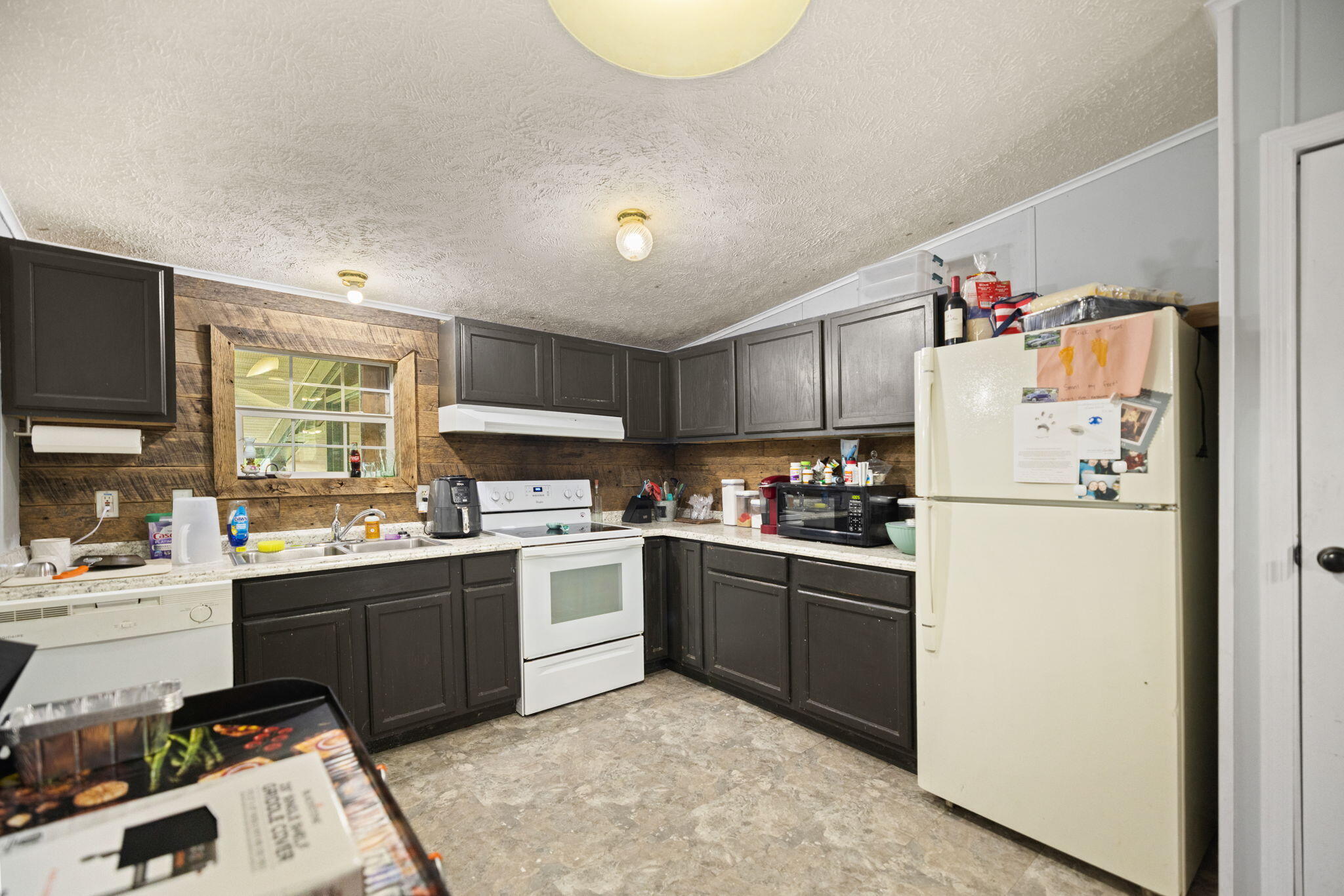 320 Circle Drive Property Photo 29
