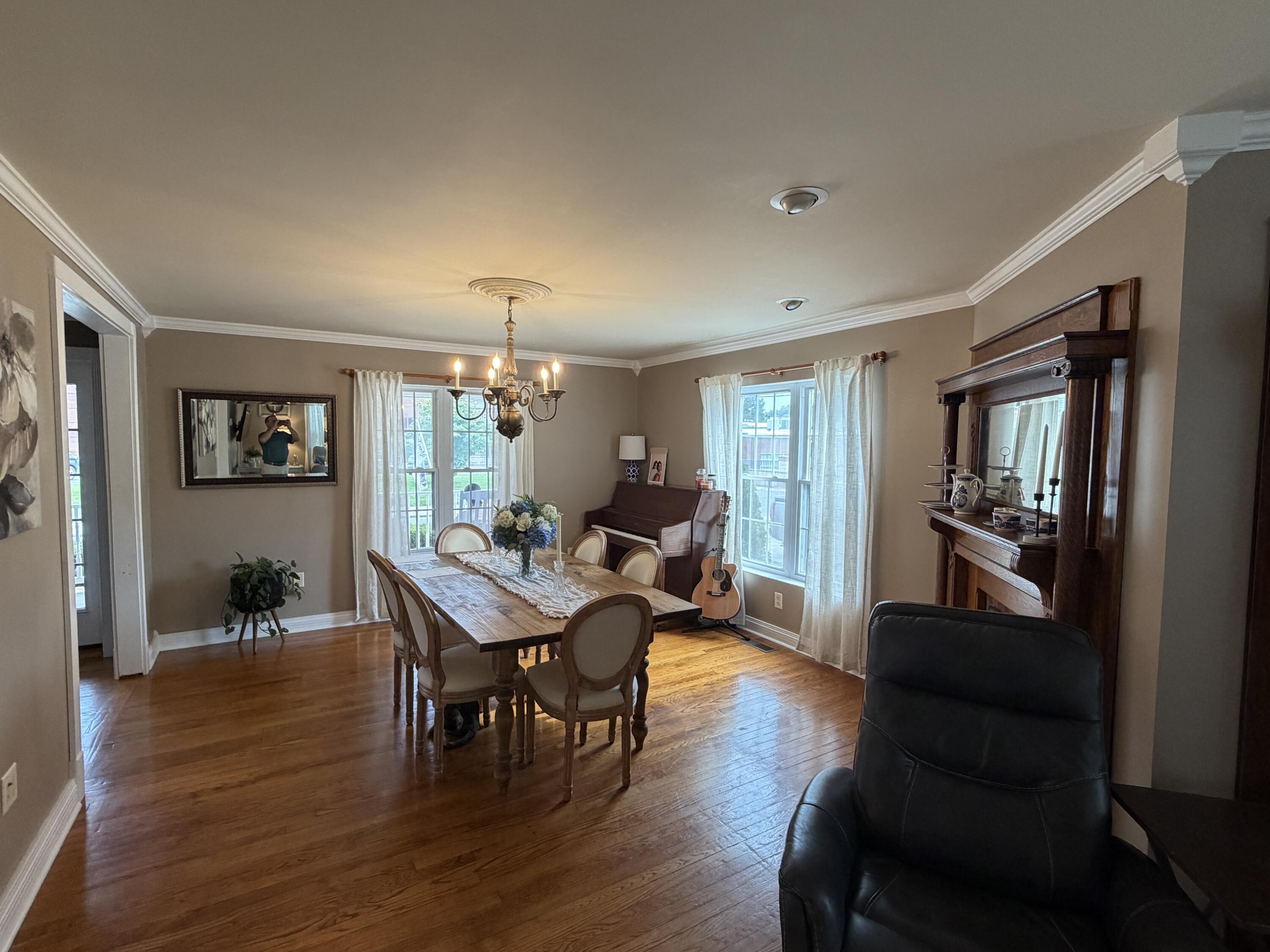 135 School Street Property Photo 10