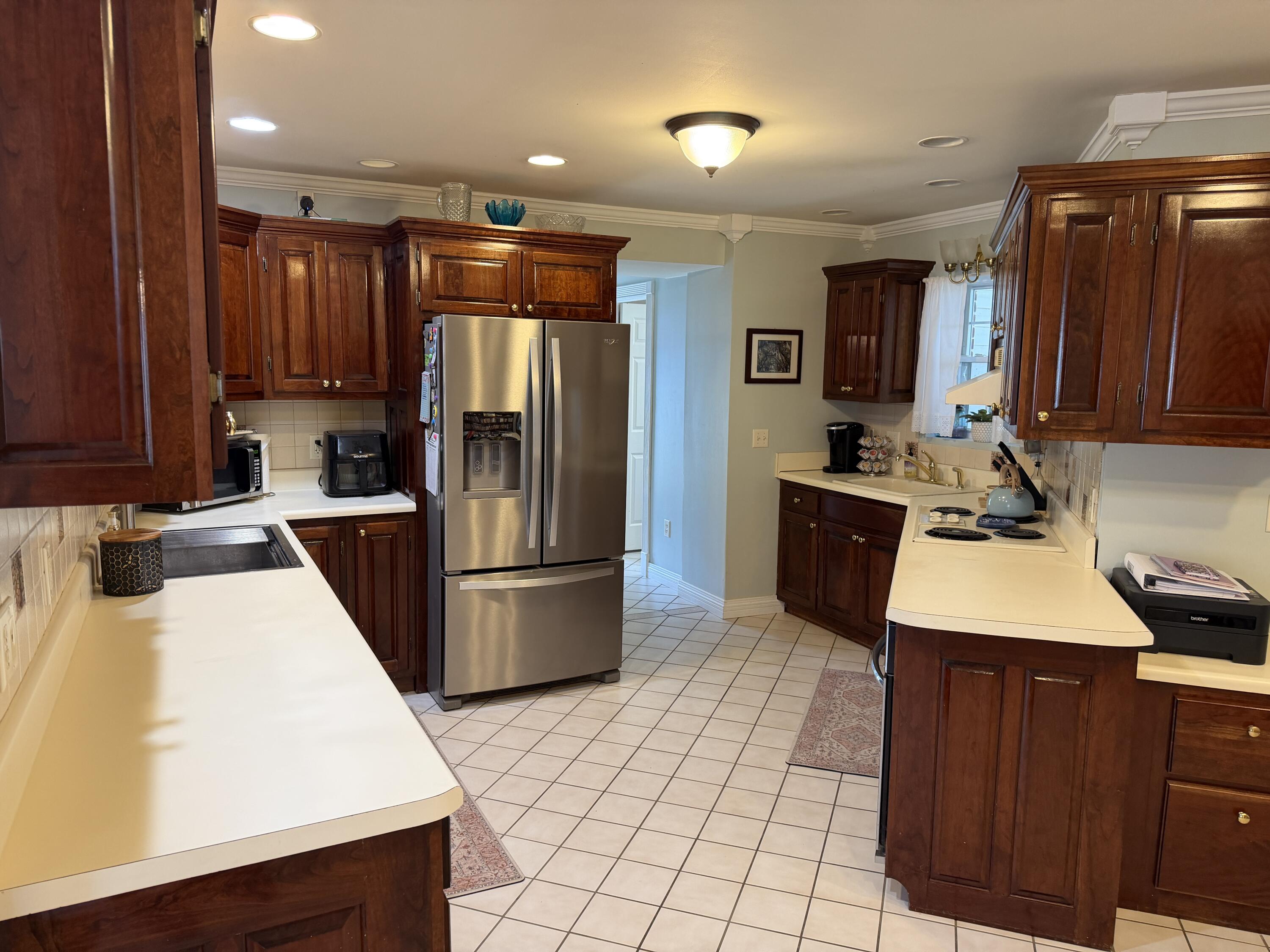 135 School Street Property Photo 15