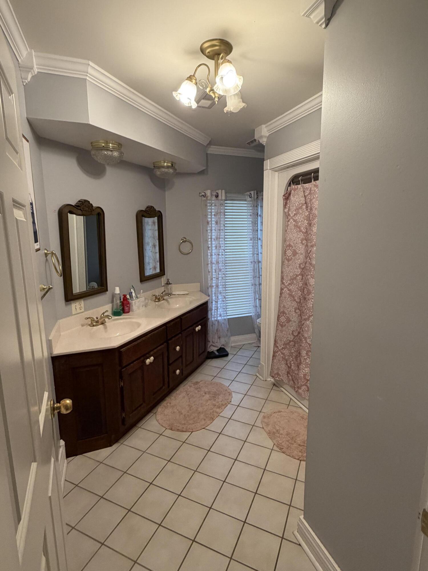 135 School Street Property Photo 28