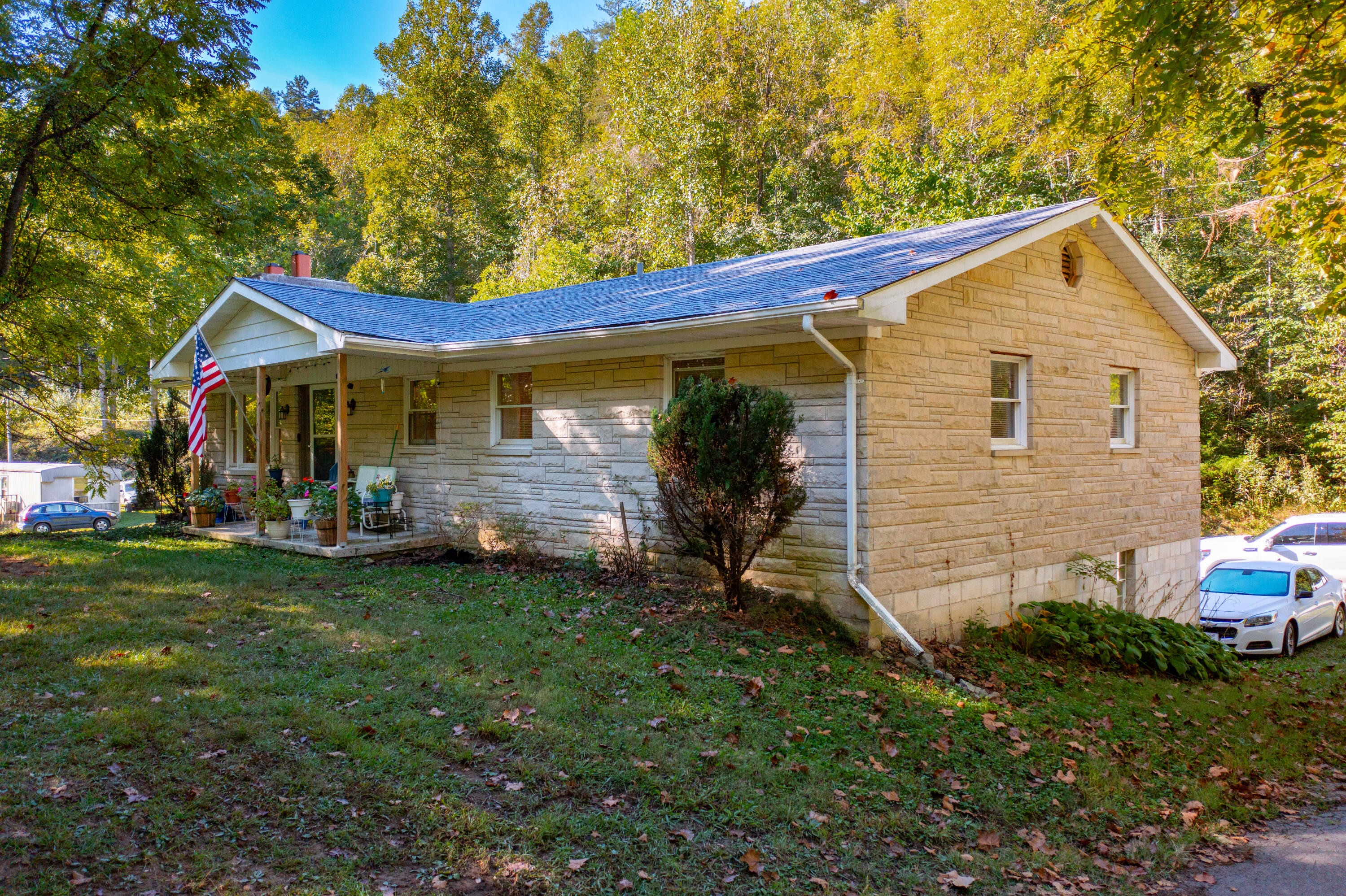 10305 Kentucky 192 Property Photo 4
