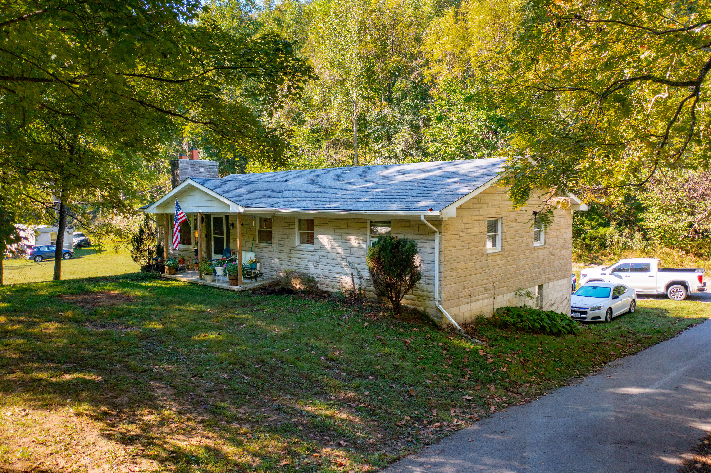 10305 Kentucky 192 Property Photo 5