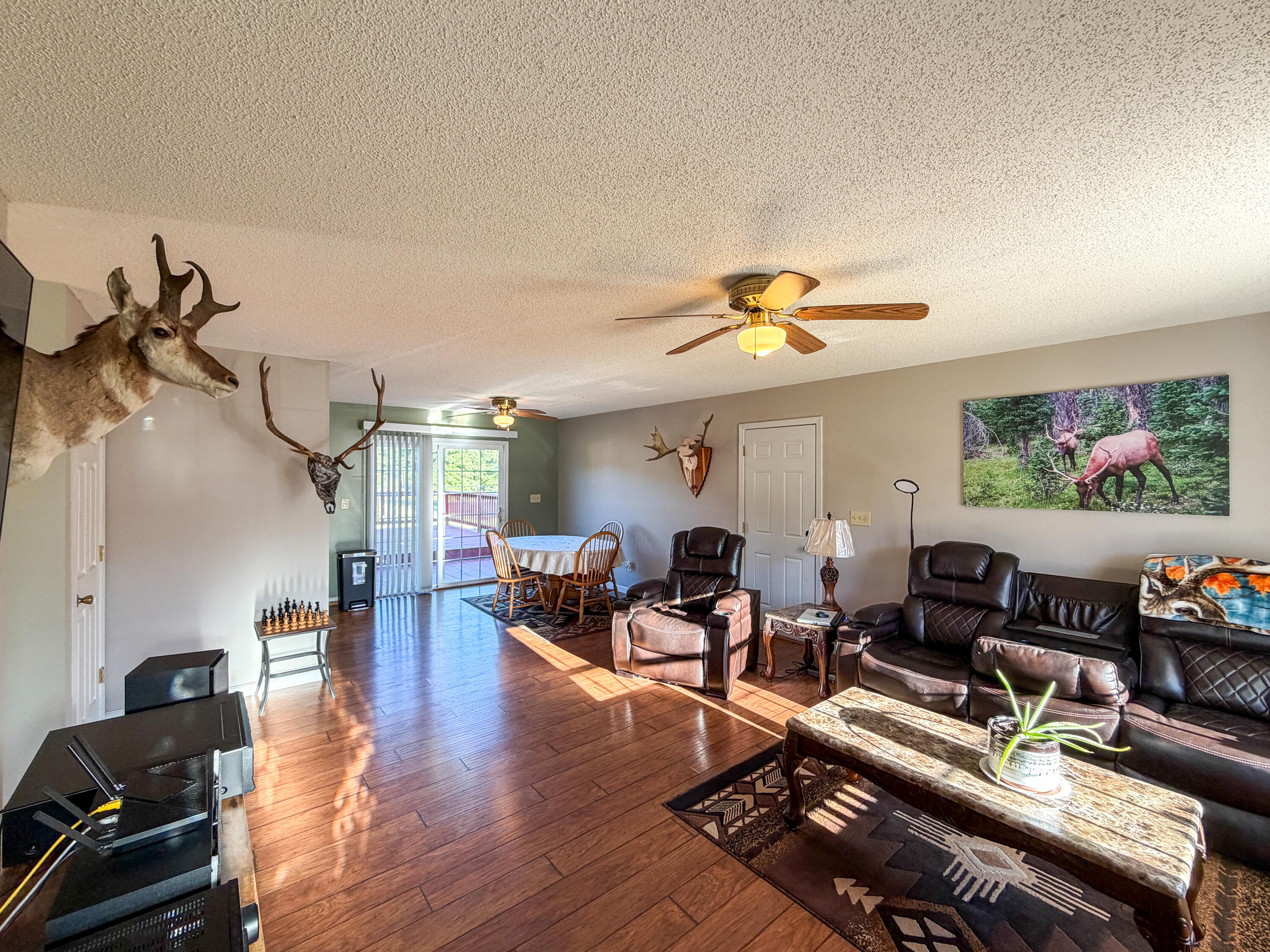 36 Speed Drive Property Photo 7