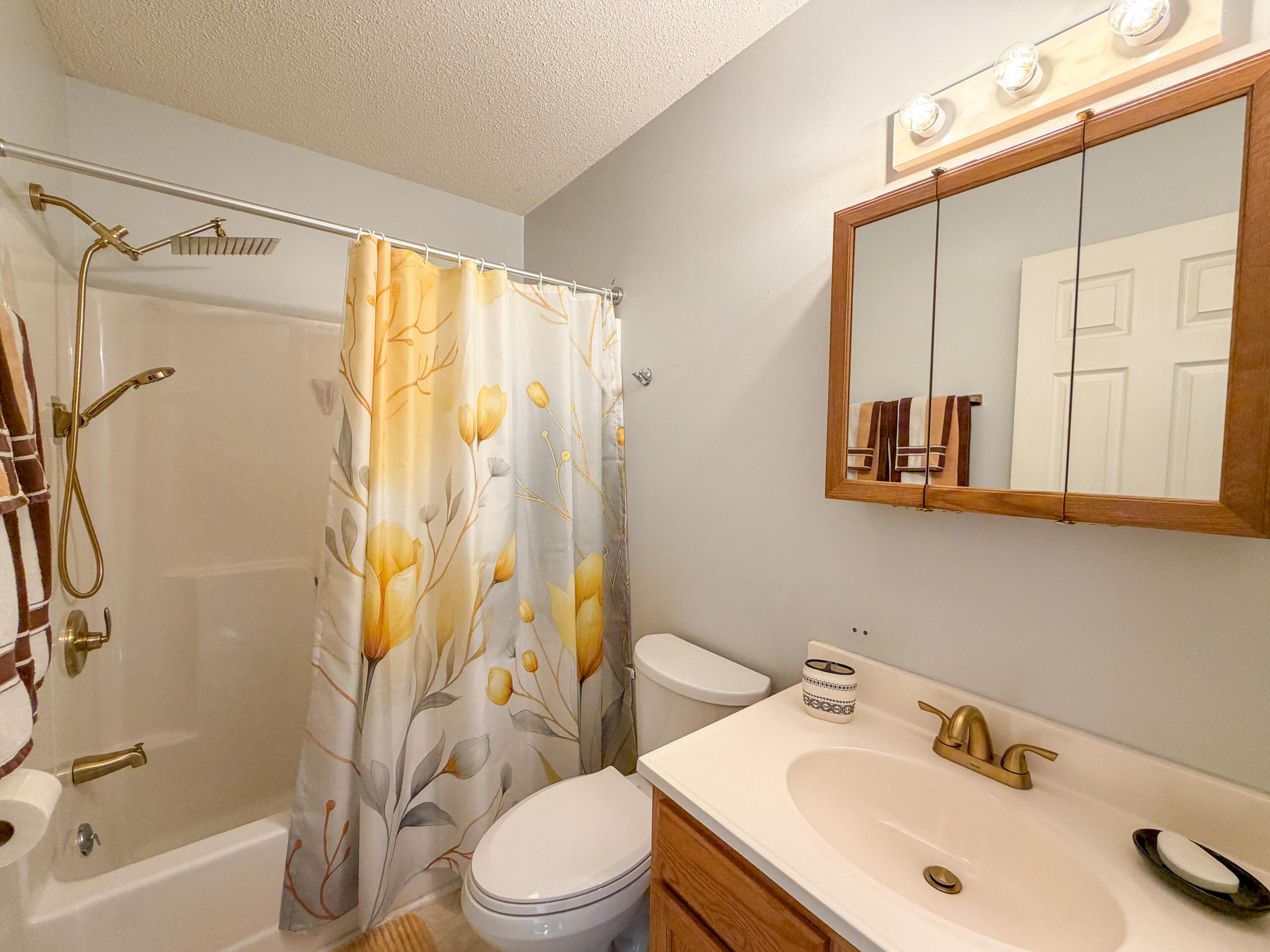 36 Speed Drive Property Photo 17