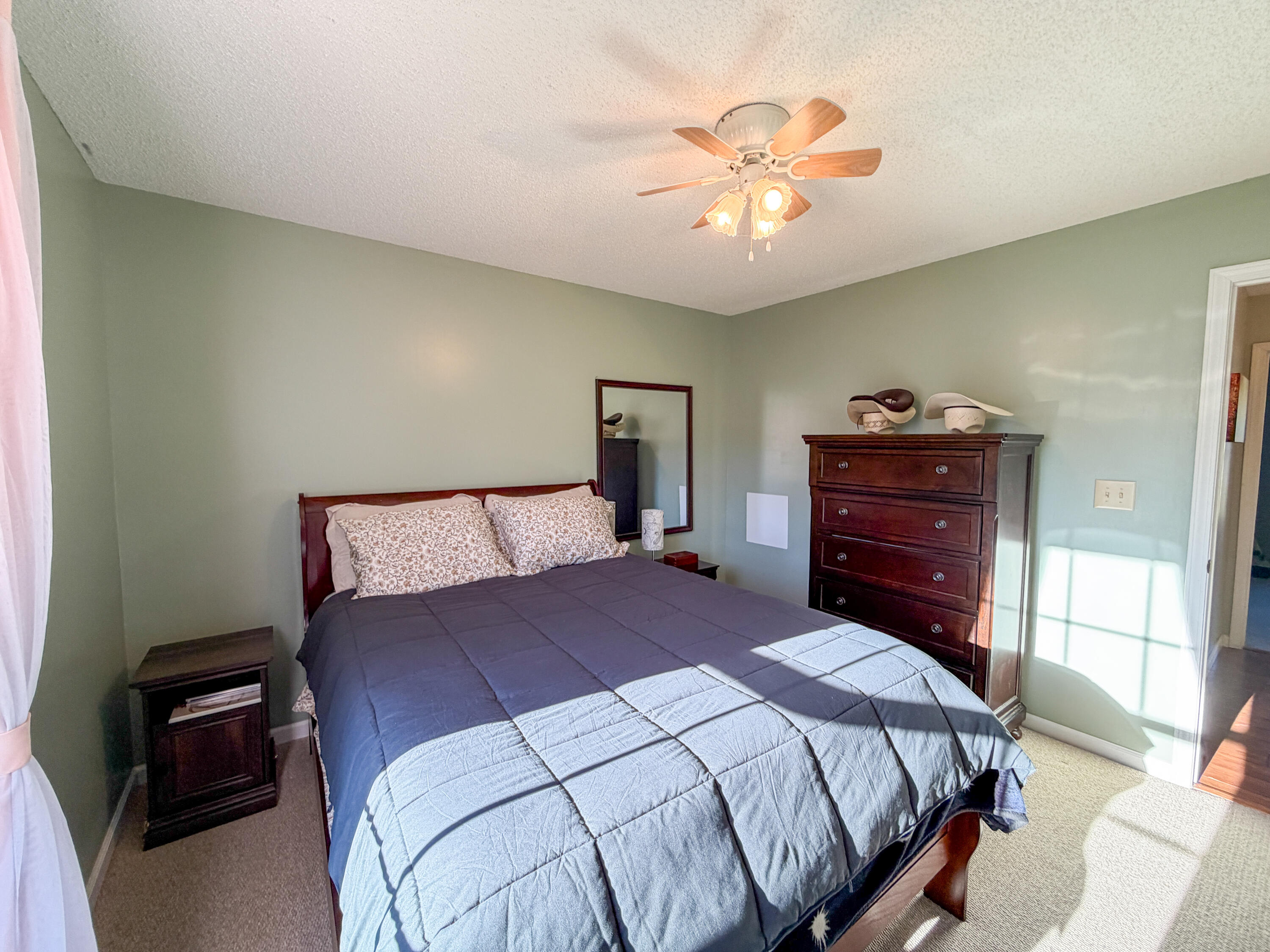 36 Speed Drive Property Photo 20