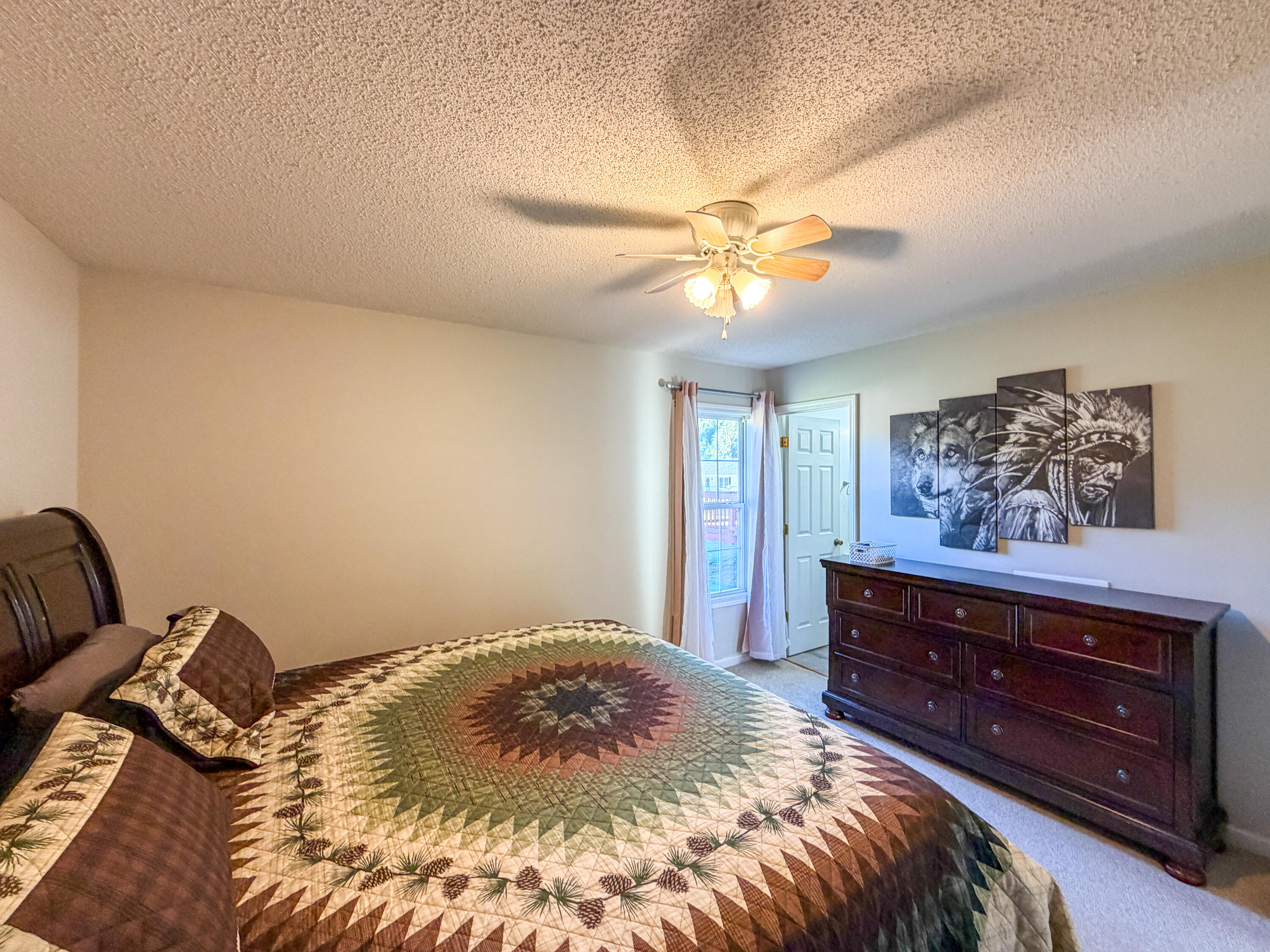 36 Speed Drive Property Photo 21