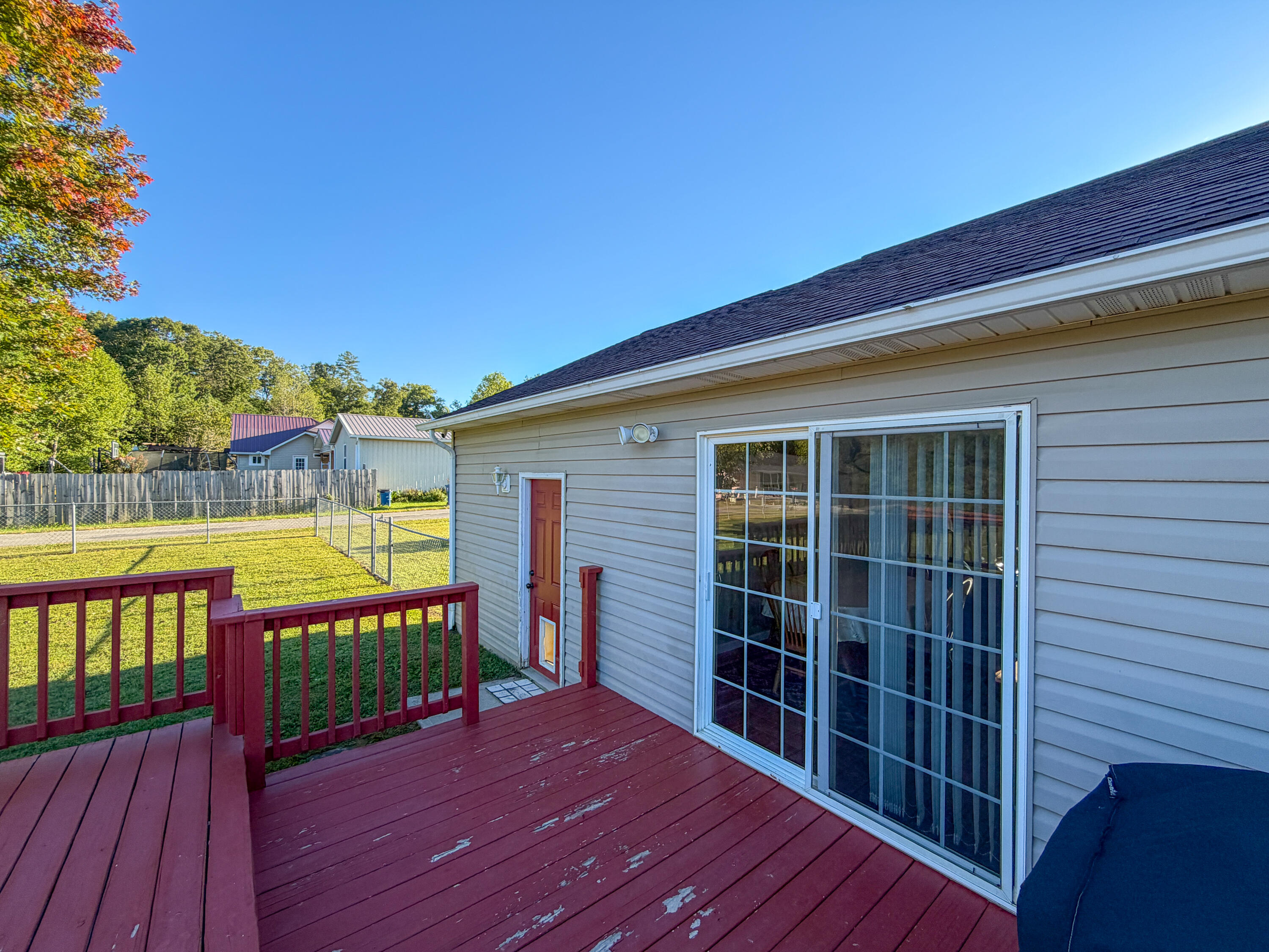 36 Speed Drive Property Photo 23