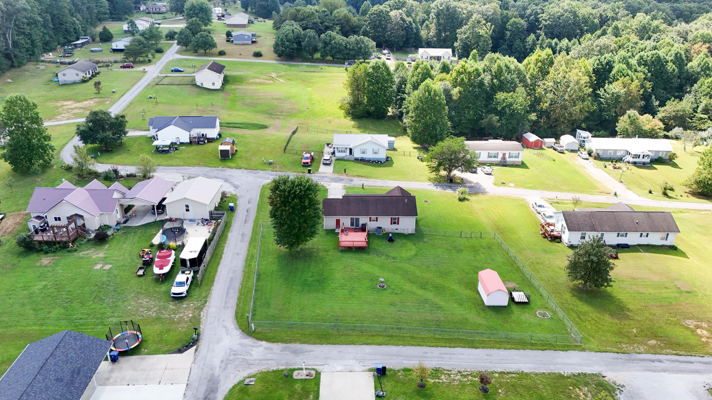 36 Speed Drive Property Photo 28