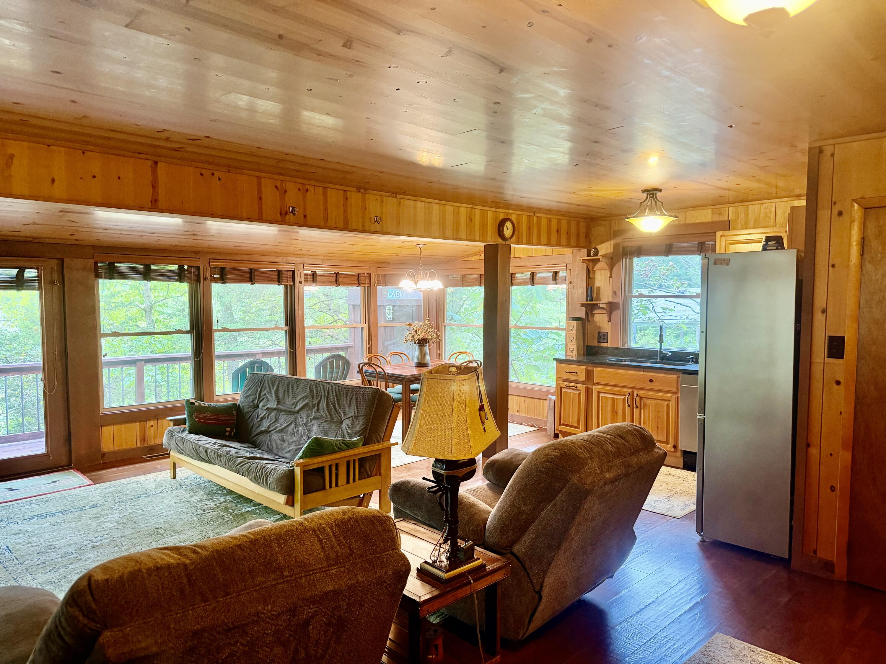 111 Cabin Drive Property Photo 12