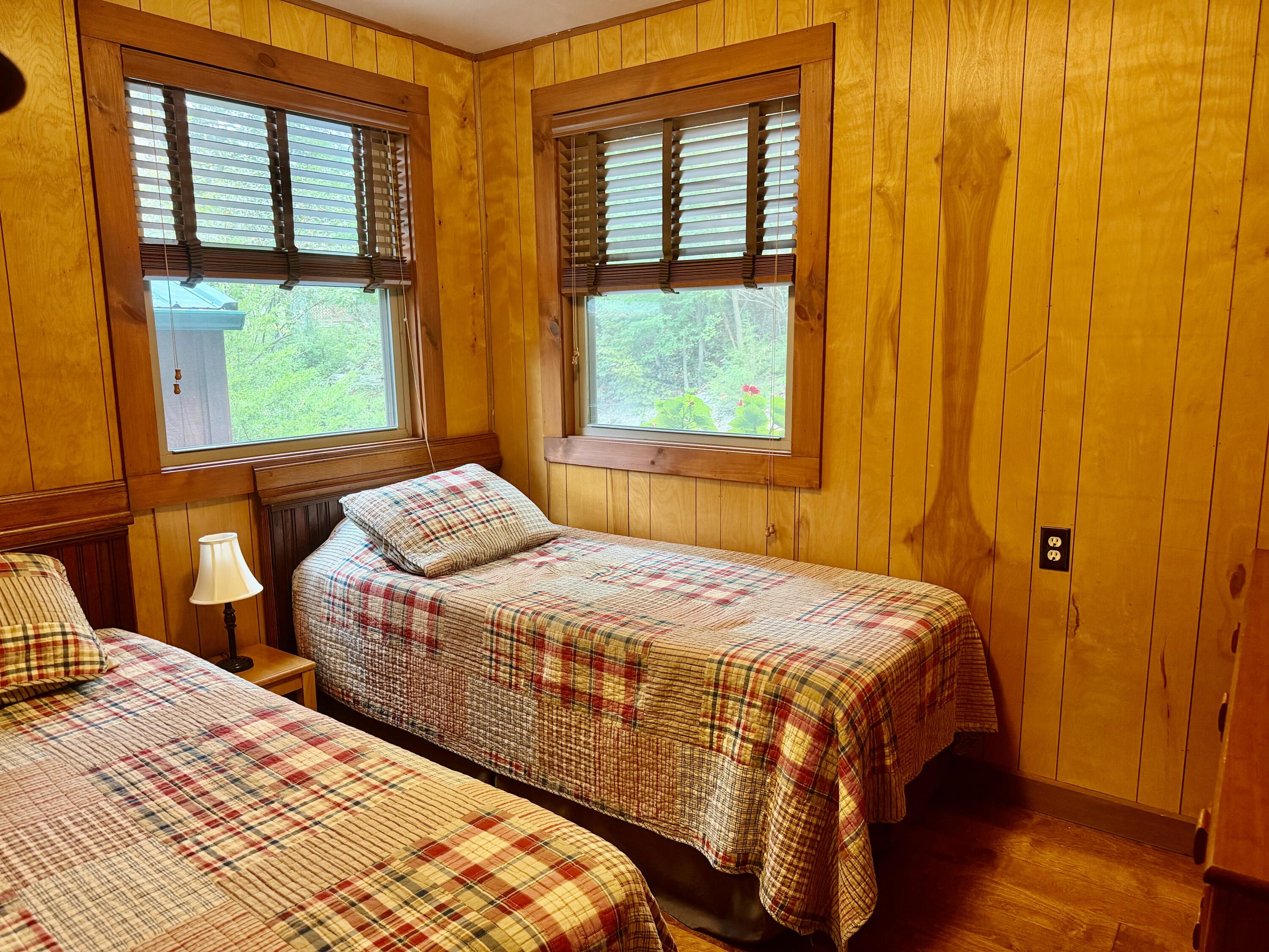 111 Cabin Drive Property Photo 25
