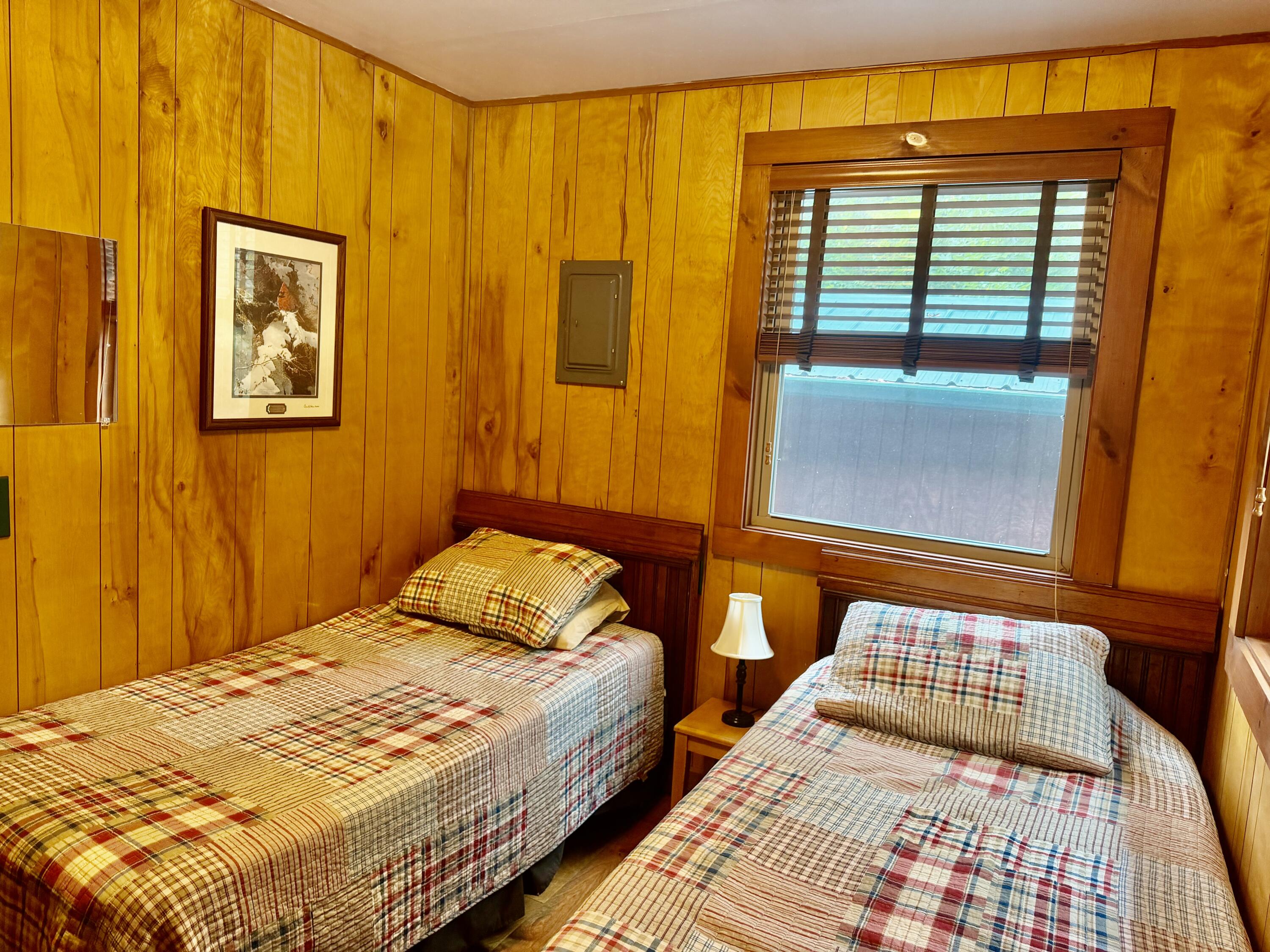 111 Cabin Drive Property Photo 27