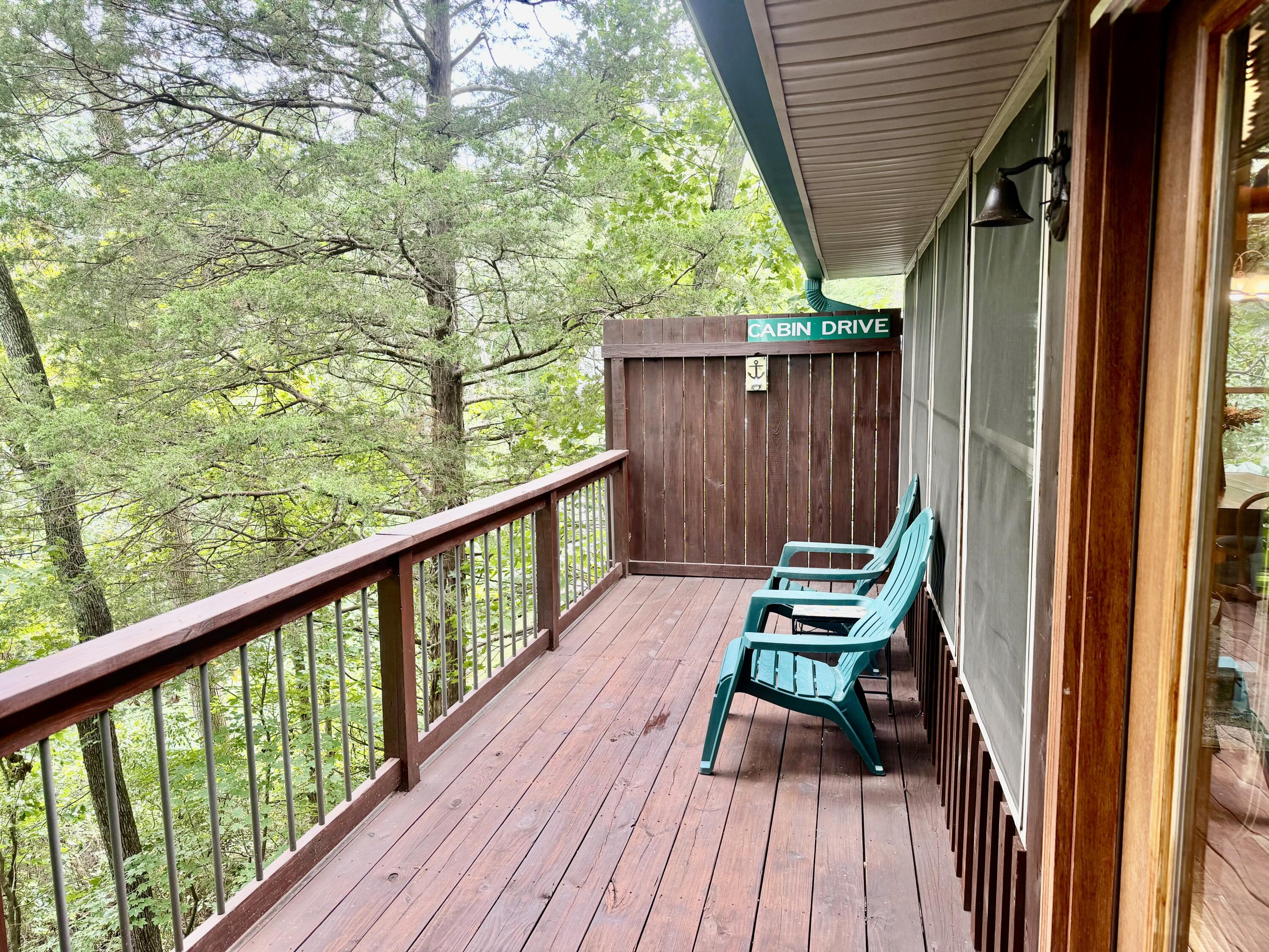 111 Cabin Drive Property Photo 30