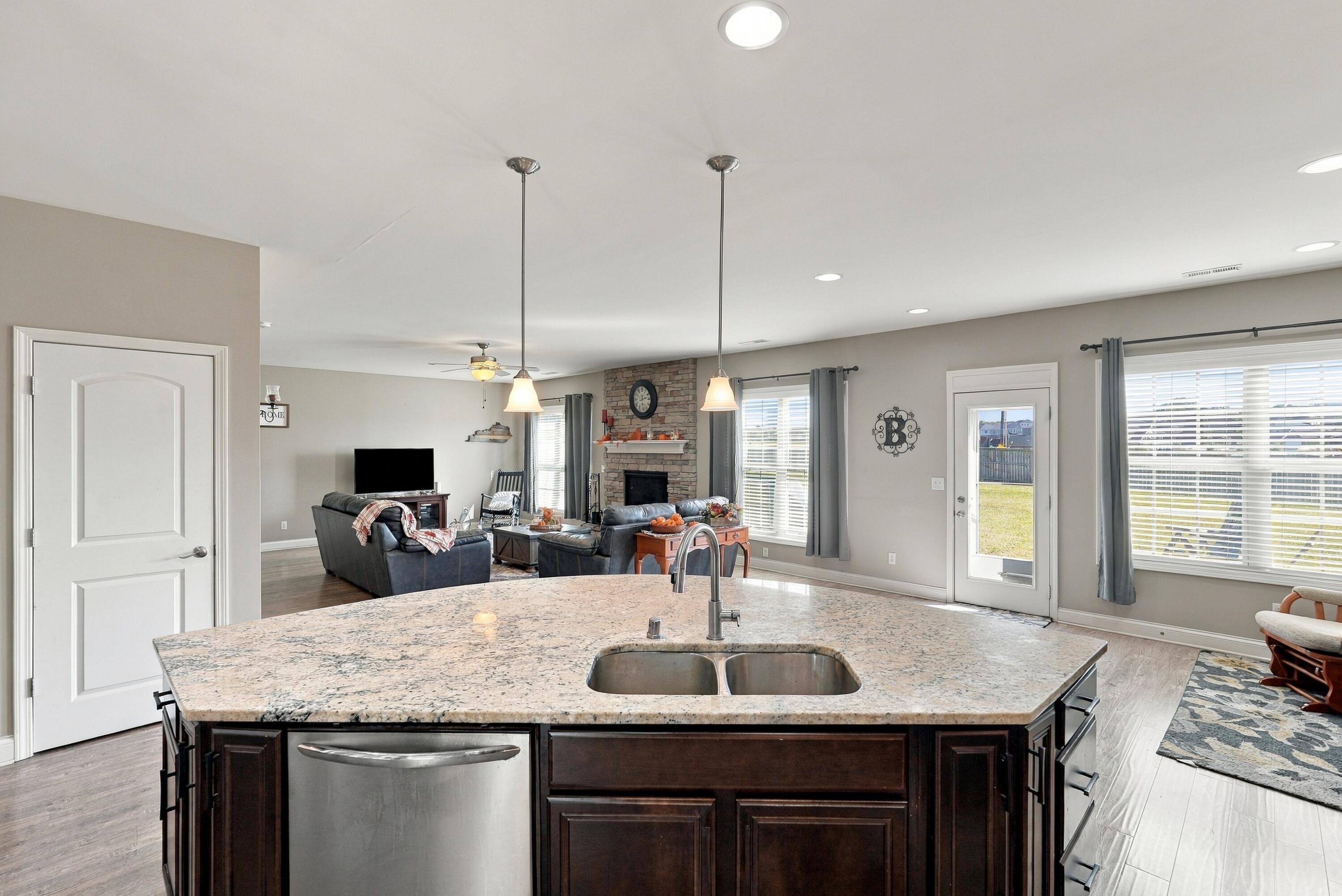 104 Julia Circle Property Photo 17
