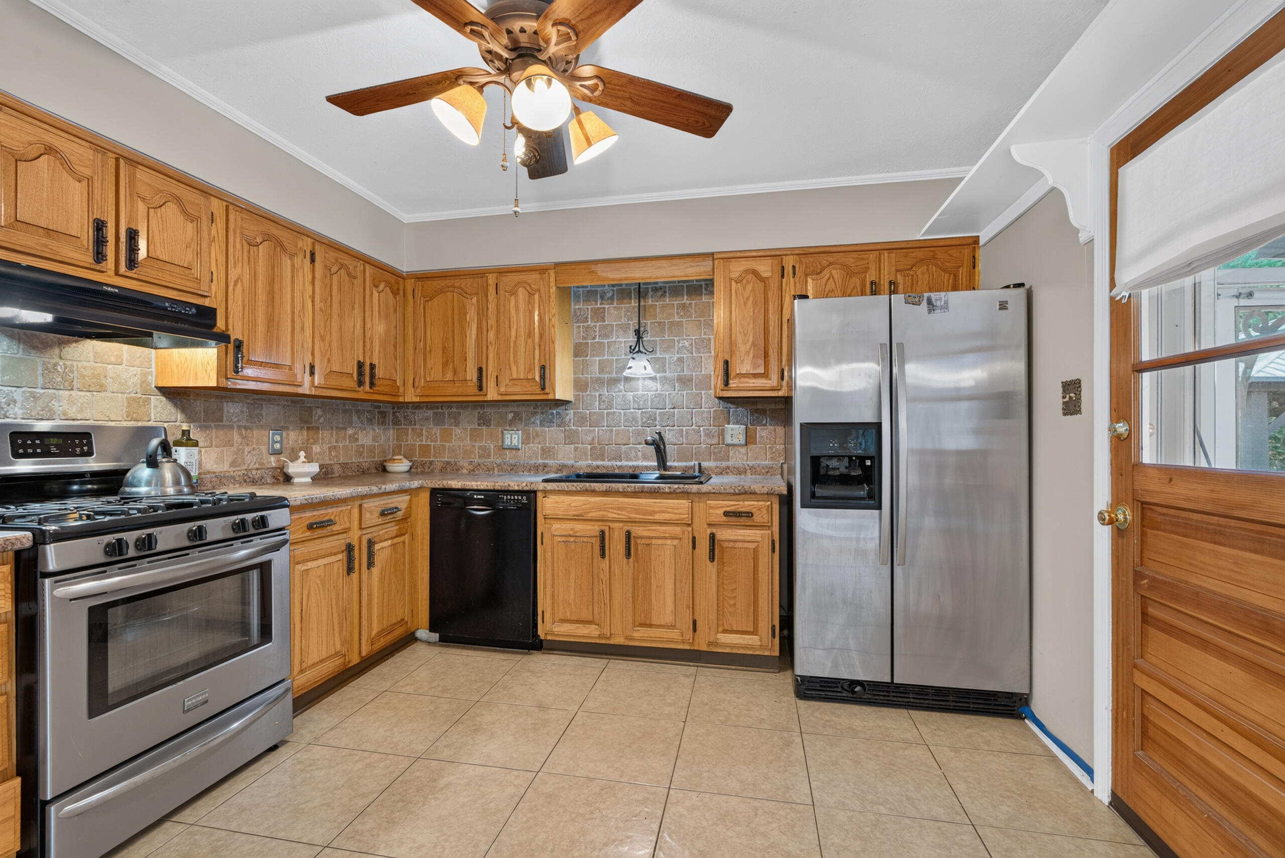 2011 Abelia Lane Property Photo 12