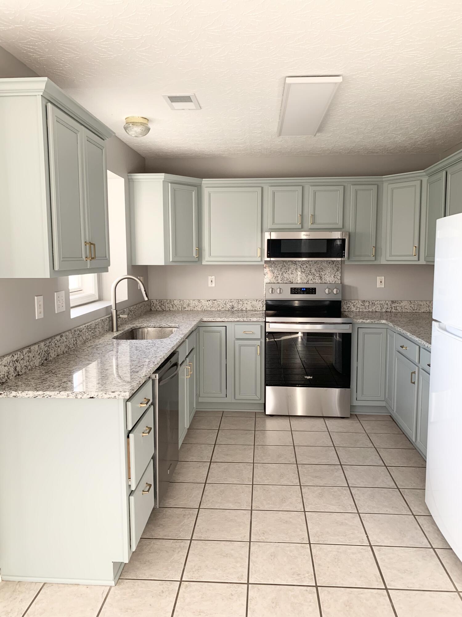 464 Wellington Gardens Drive Property Photo 11