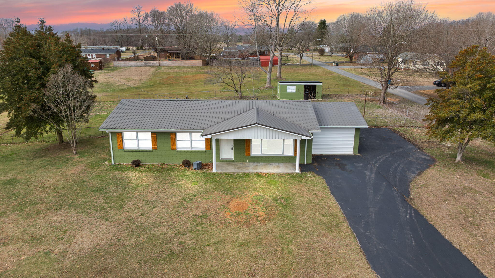 157 Shawnee Avenue Property Photo 4