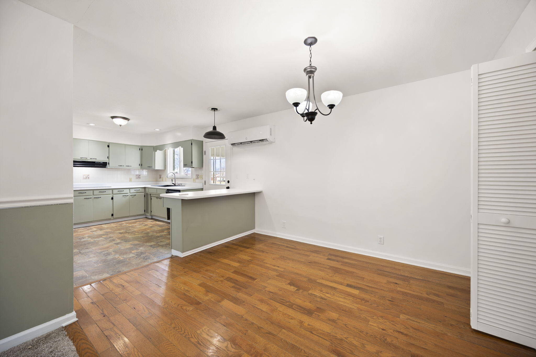 157 Shawnee Avenue Property Photo 10
