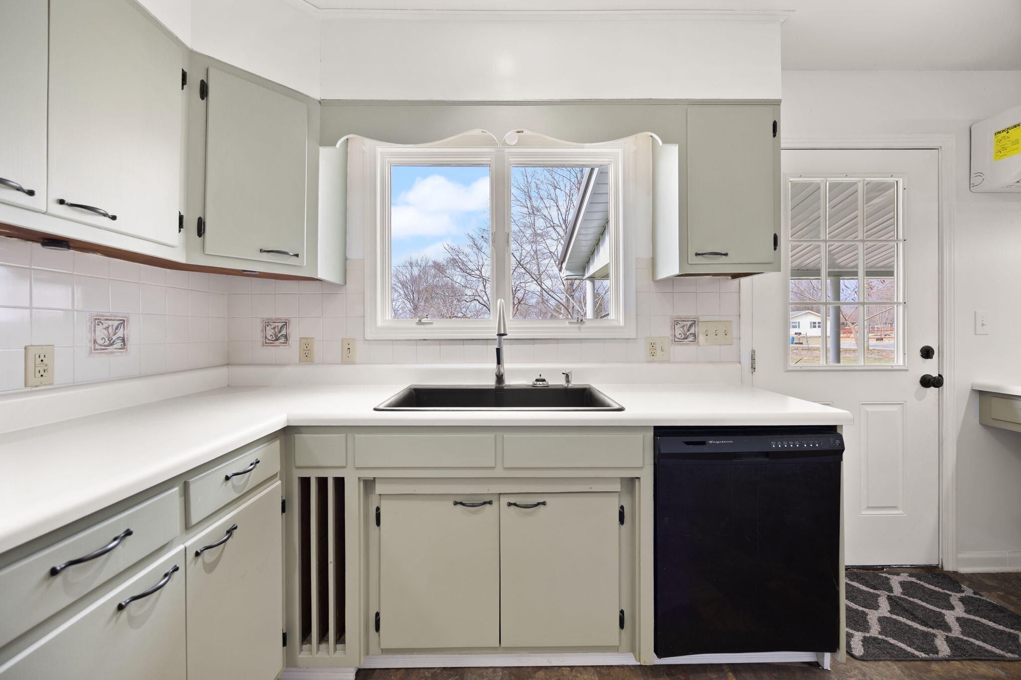 157 Shawnee Avenue Property Photo 16