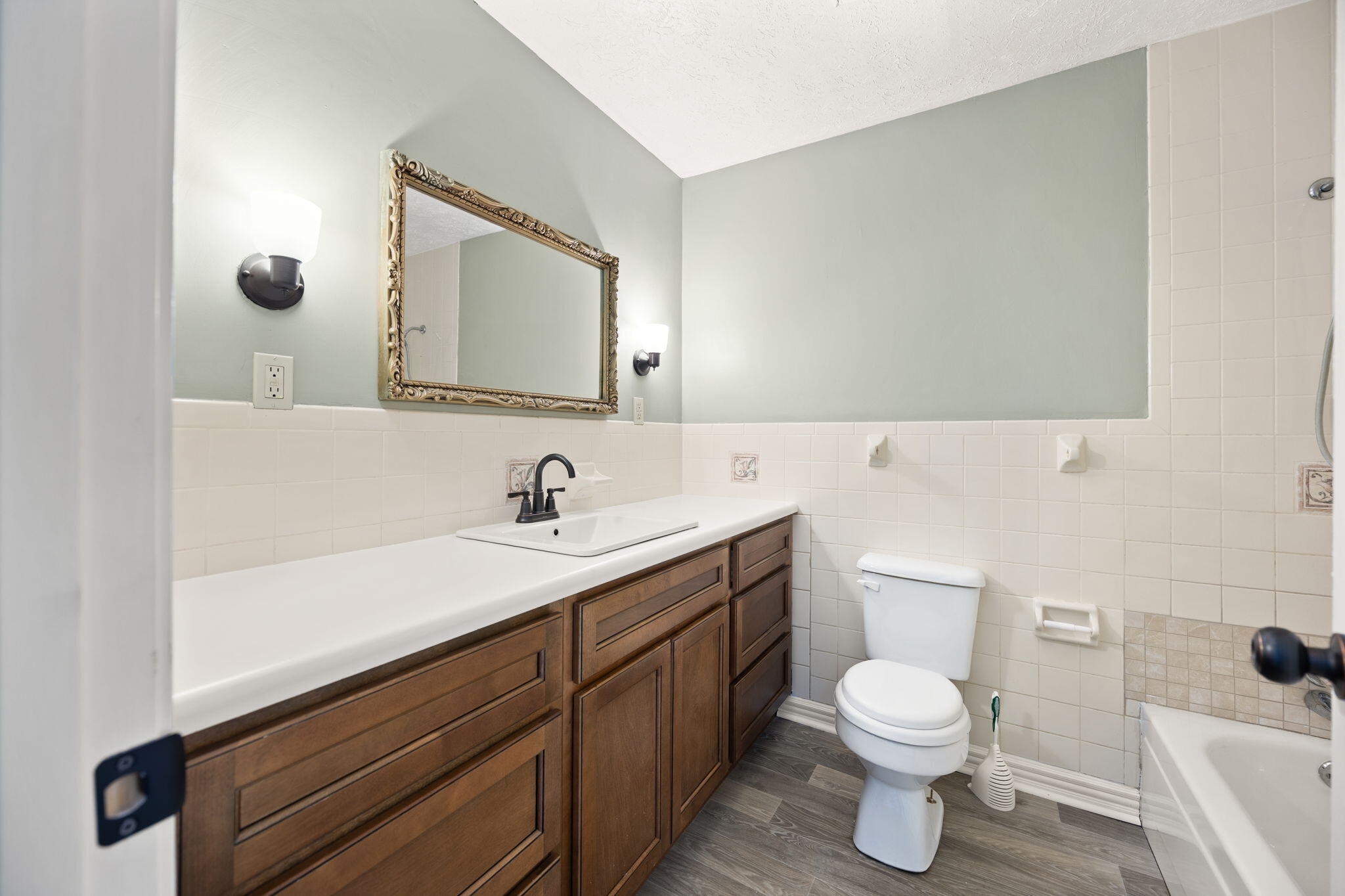 157 Shawnee Avenue Property Photo 28
