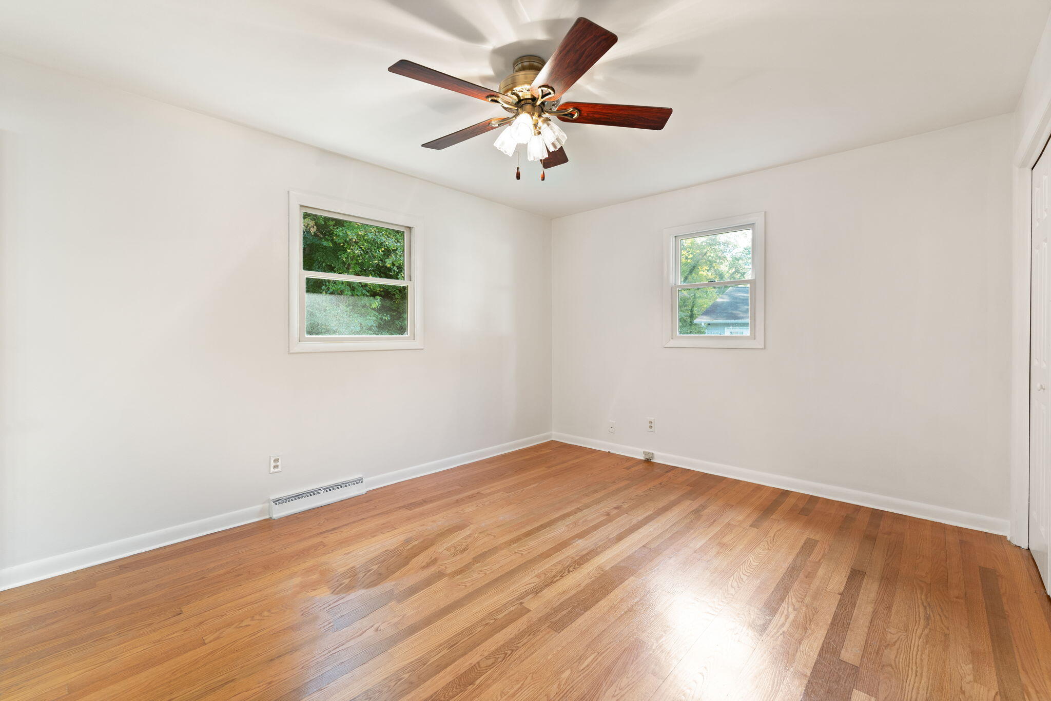 442 Trimble Road Property Photo 23