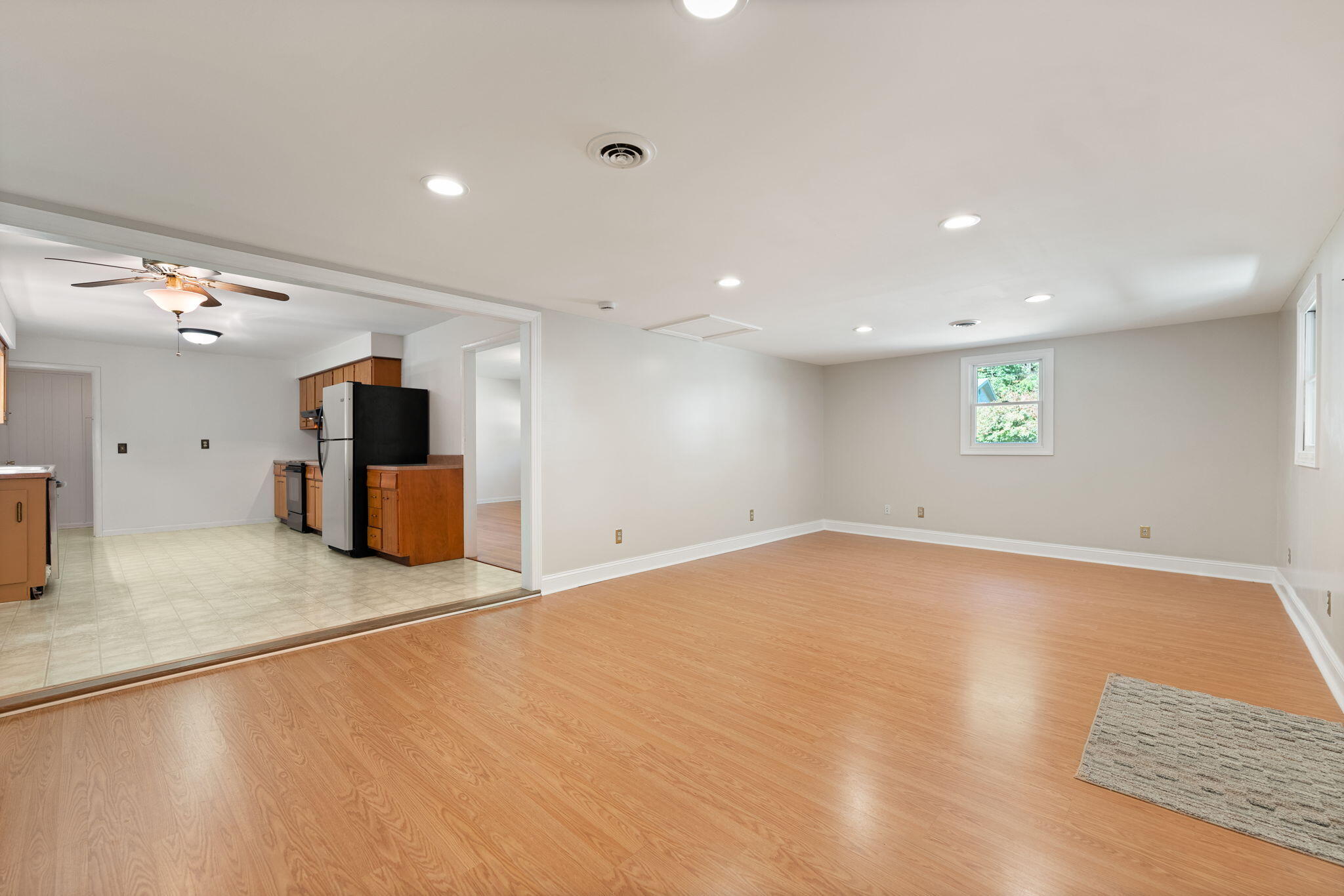 442 Trimble Road Property Photo 32