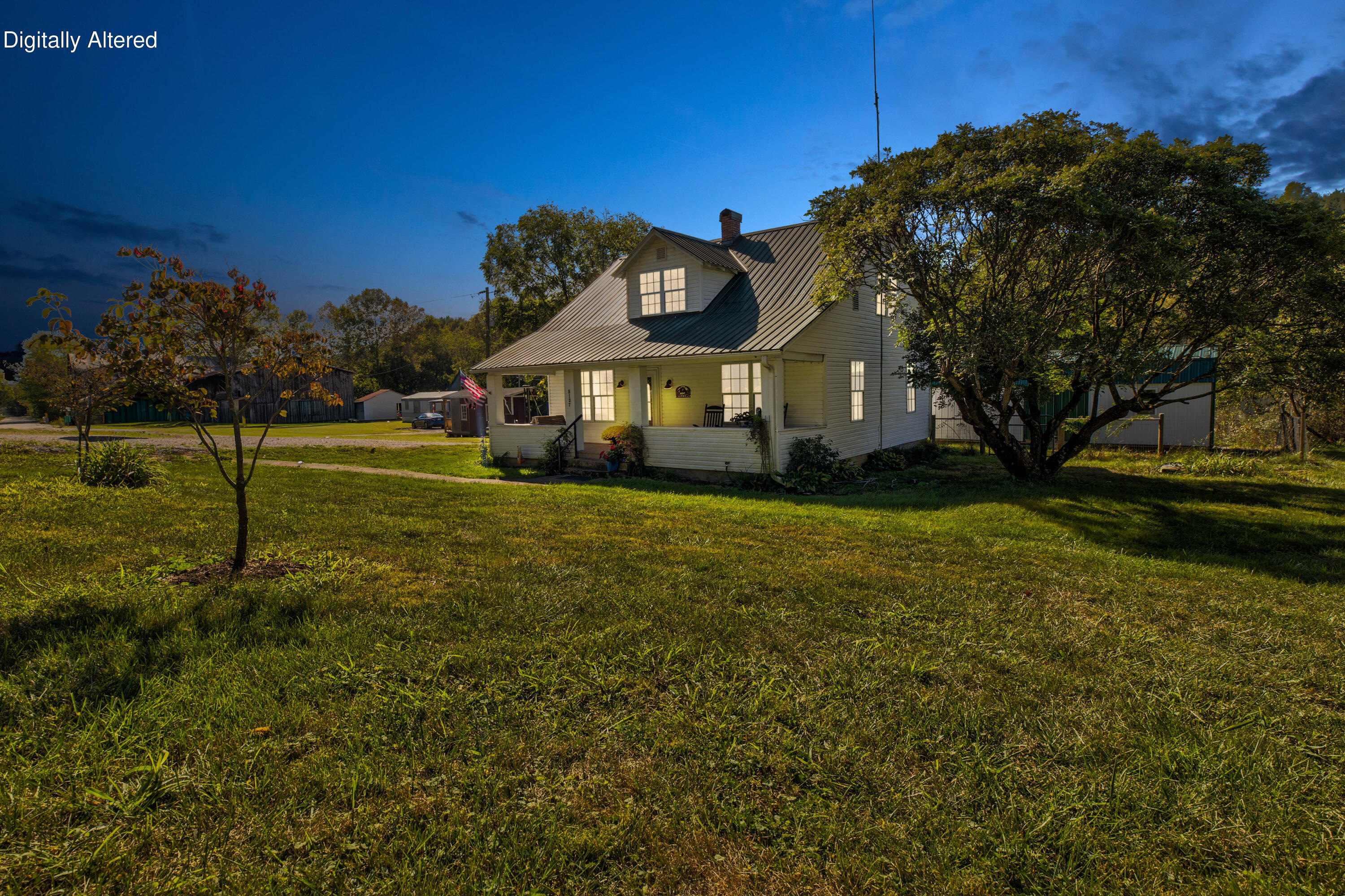 5127 White Oak Road Property Photo 2