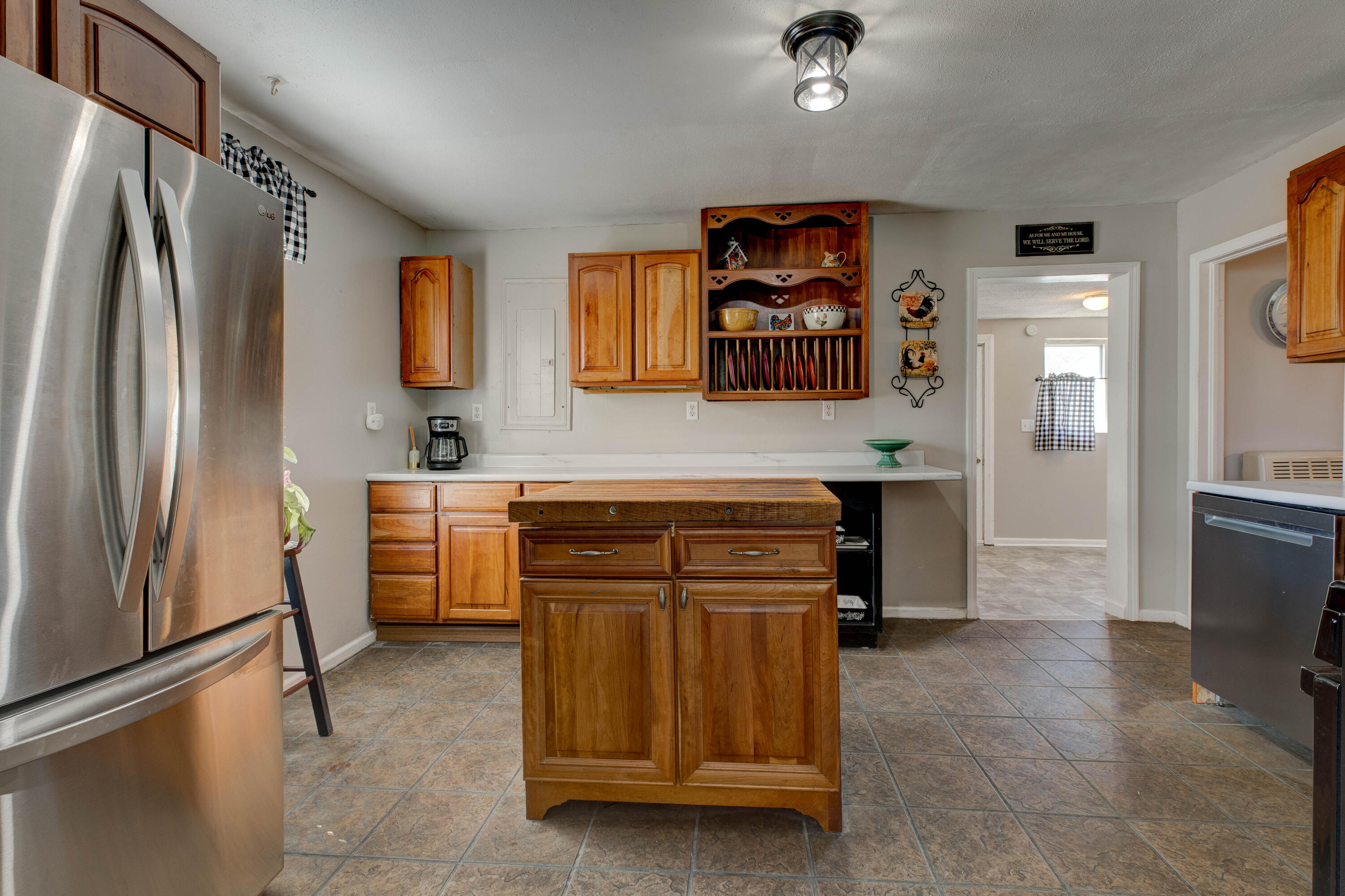 5127 White Oak Road Property Photo 7