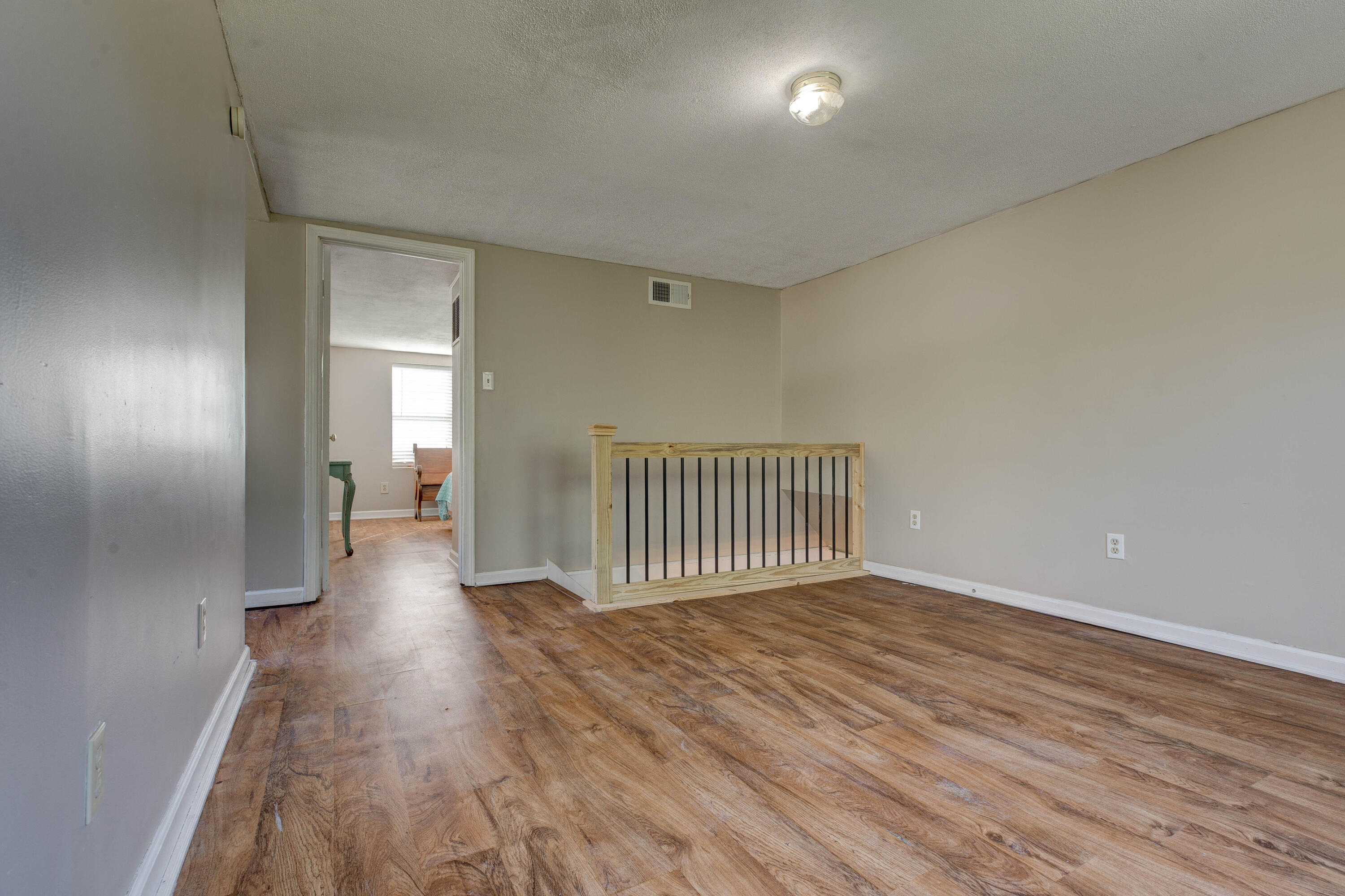 5127 White Oak Road Property Photo 21