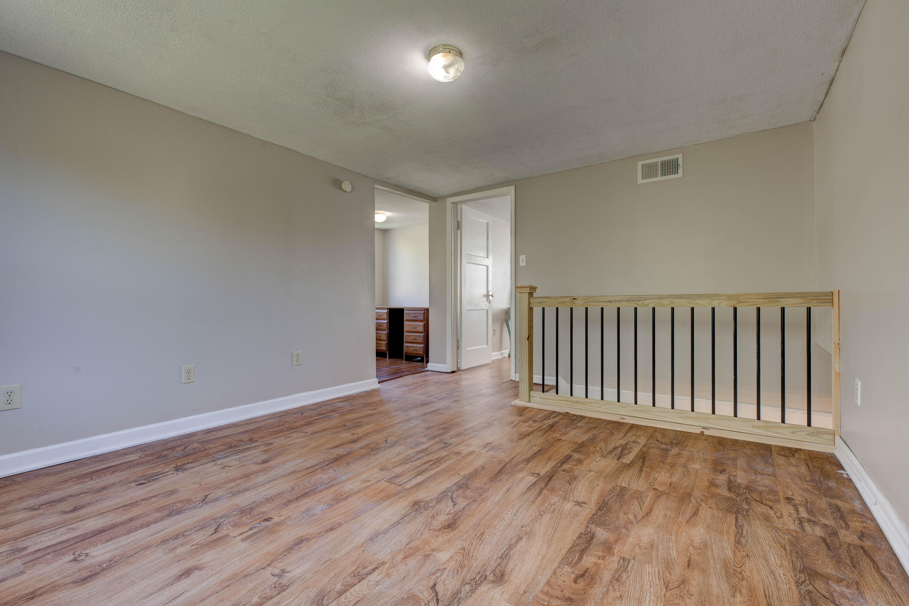 5127 White Oak Road Property Photo 22