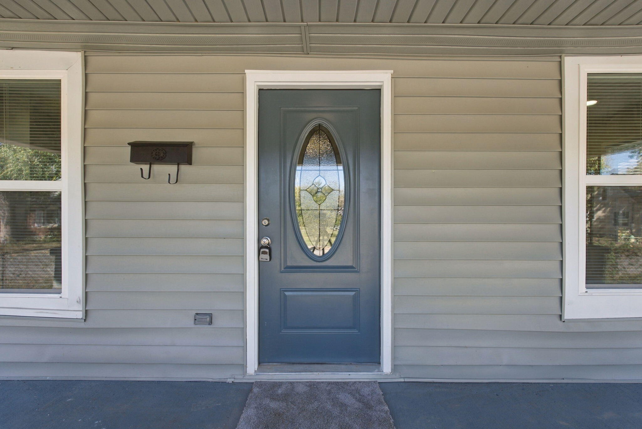 118 Paris Avenue Property Photo 7