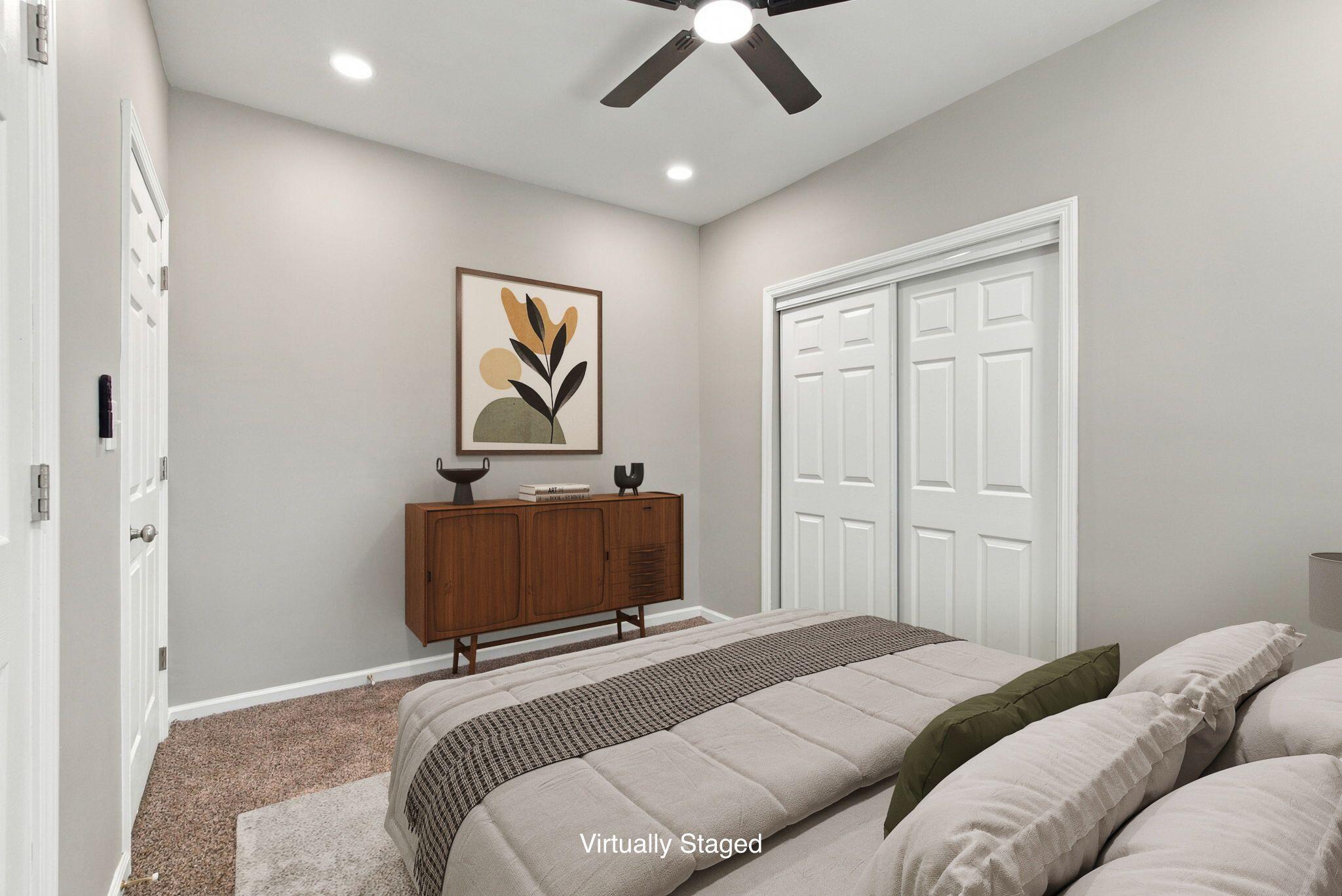 118 Paris Avenue Property Photo 18