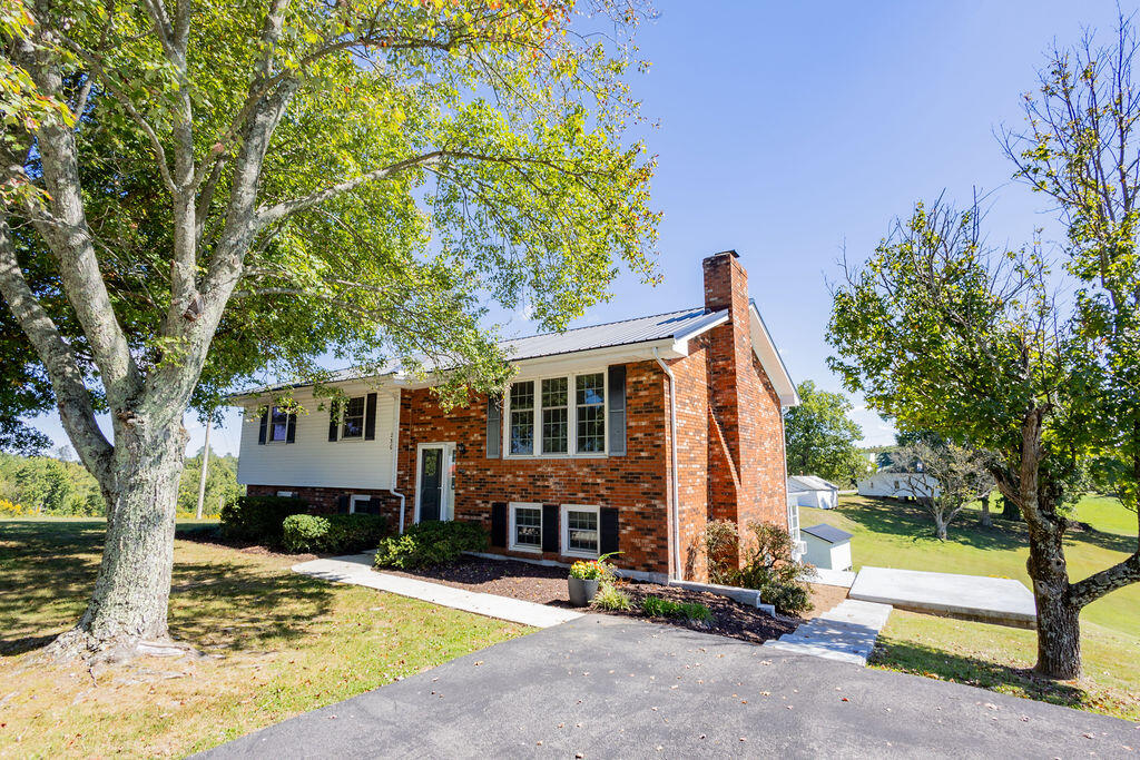 250 Mc Causey Ridge Road Property Photo 3