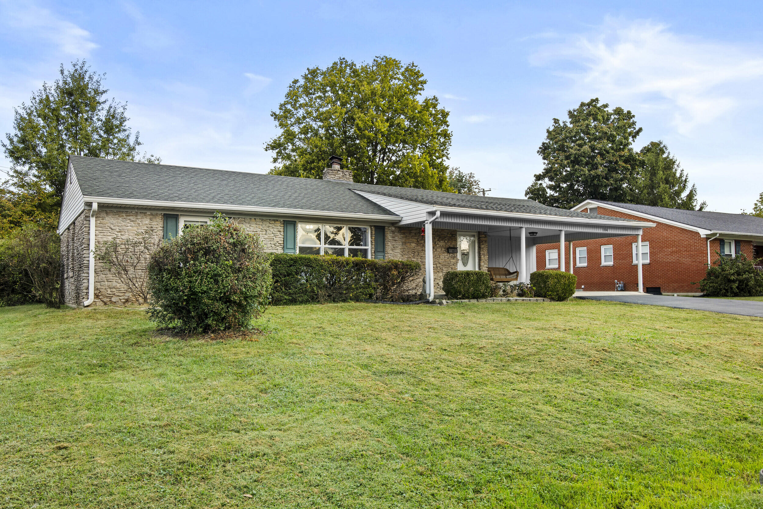 104 Evergreen Drive Property Photo 2