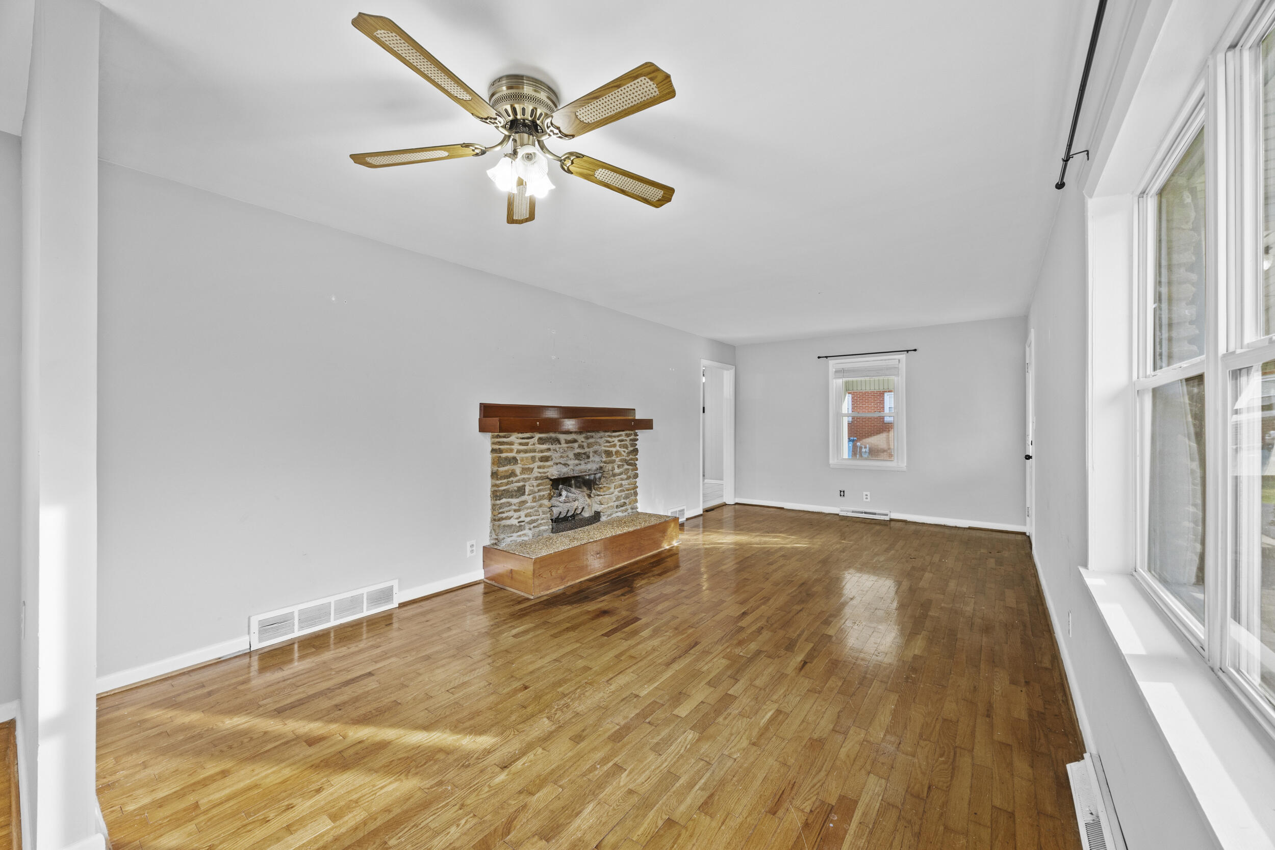 104 Evergreen Drive Property Photo 8