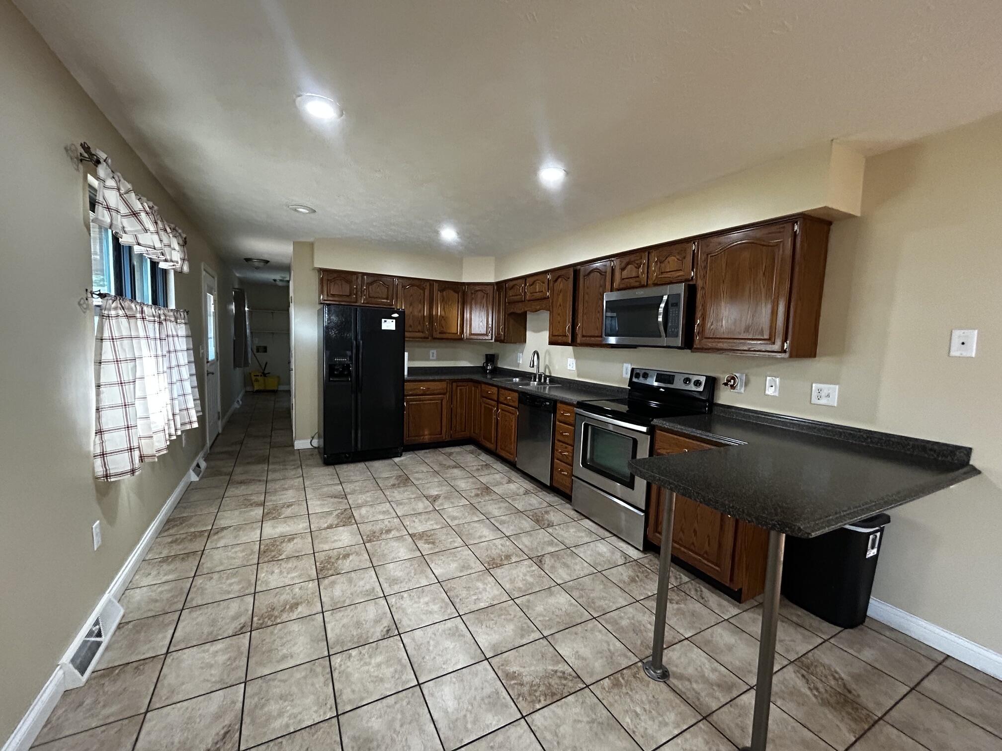 411 Boat Dock Road Property Photo 4