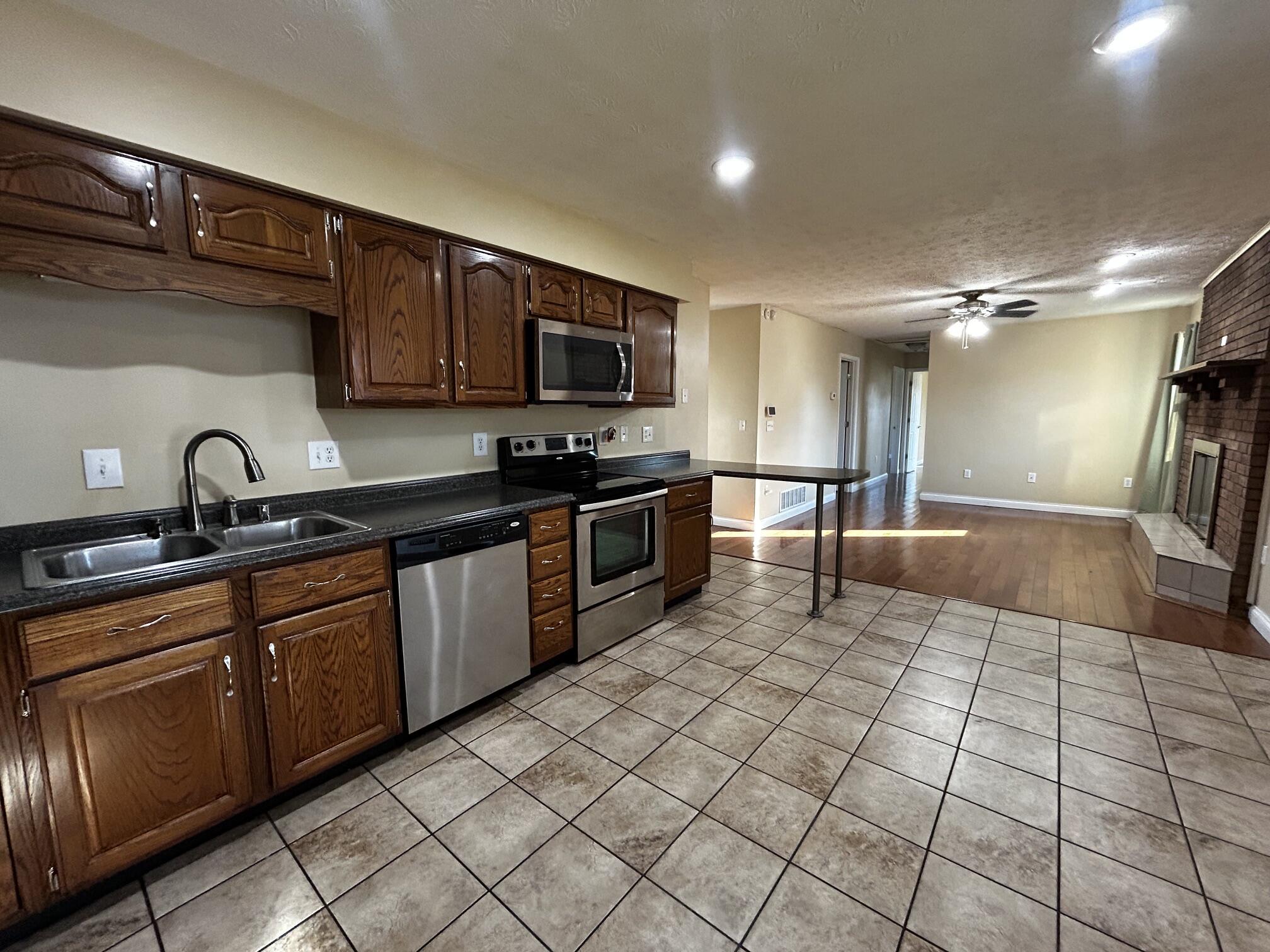 411 Boat Dock Road Property Photo 5