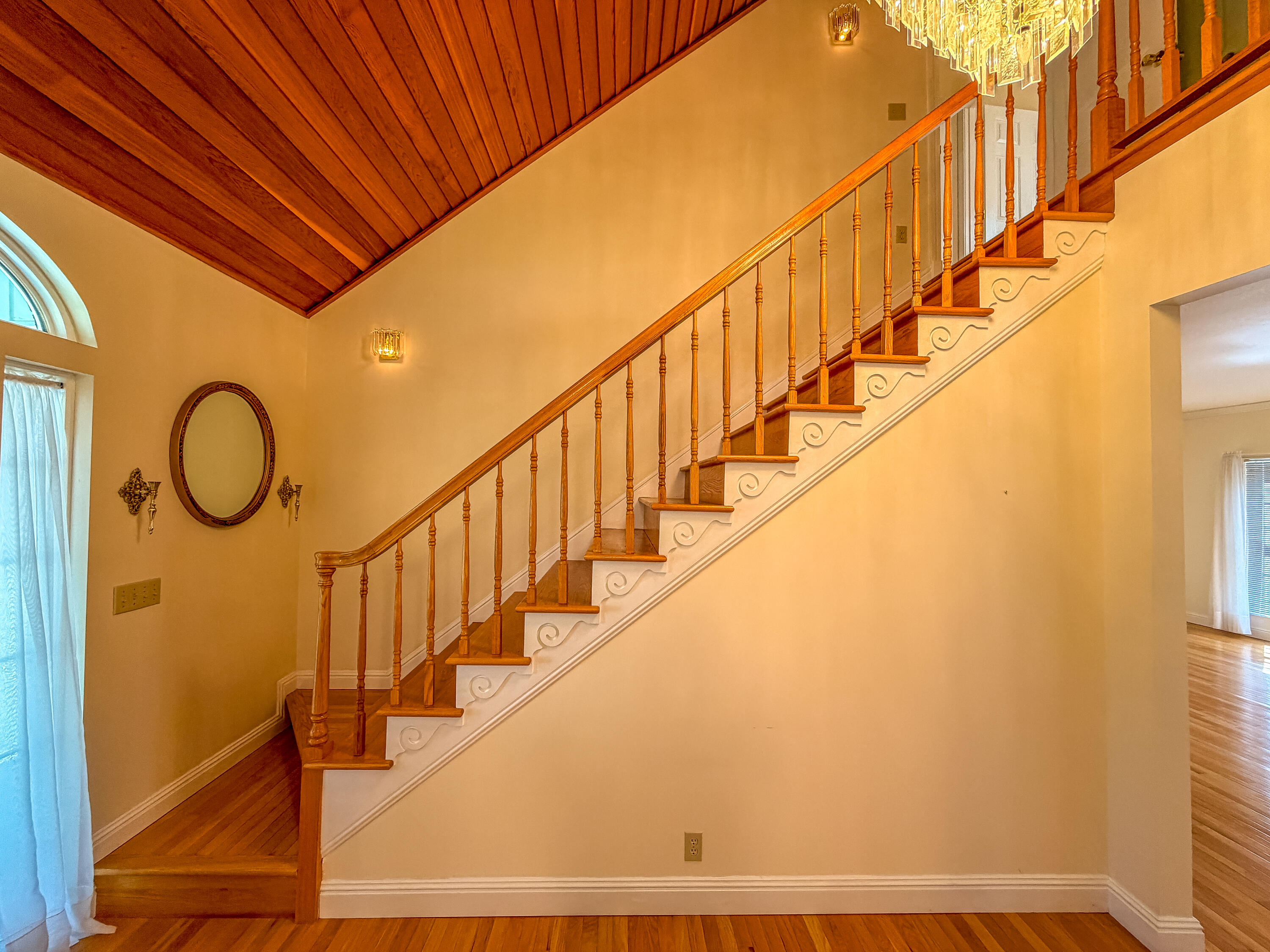 3095 Hill Springs Drive Property Photo 8