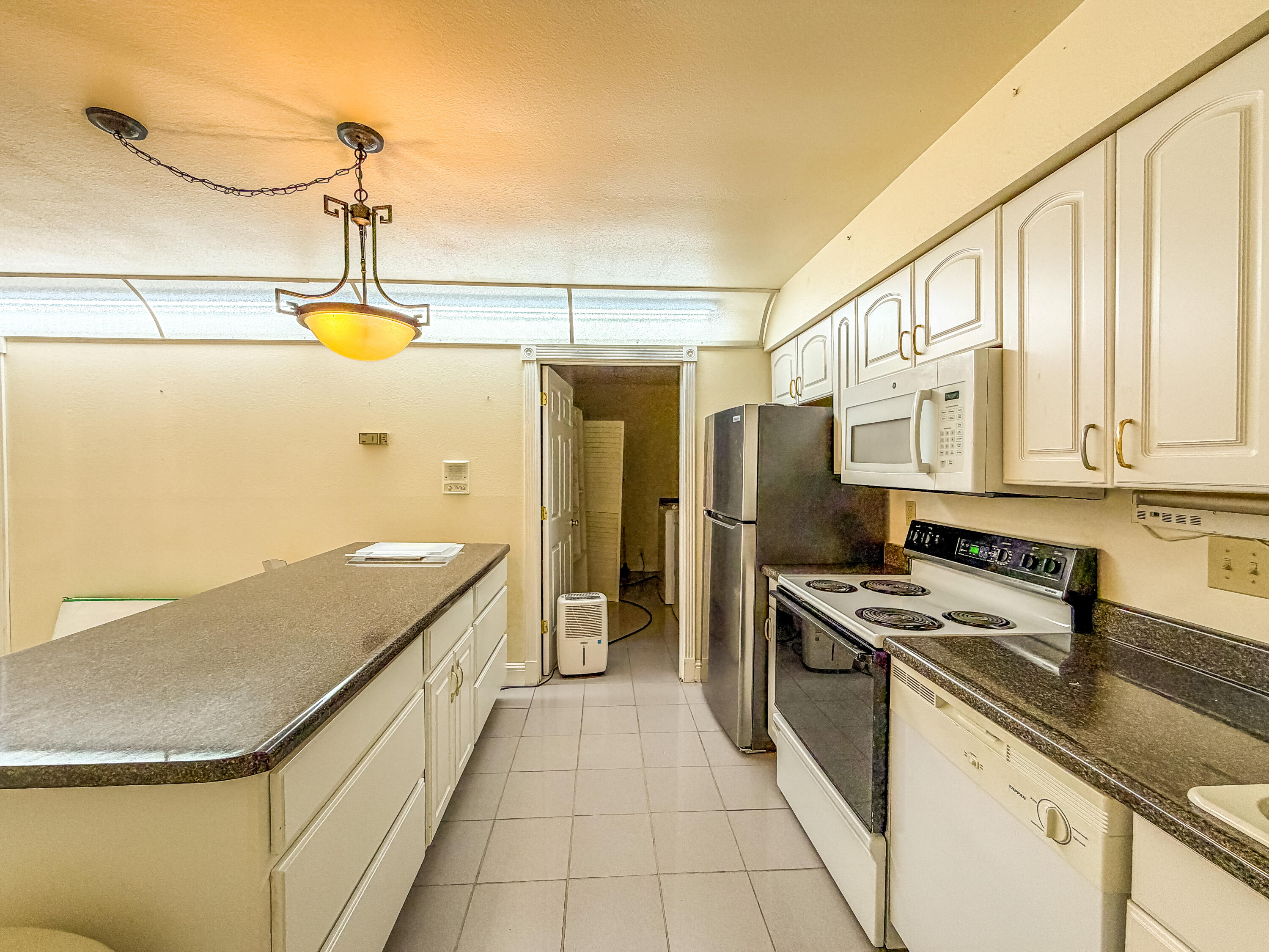 3095 Hill Springs Drive Property Photo 42