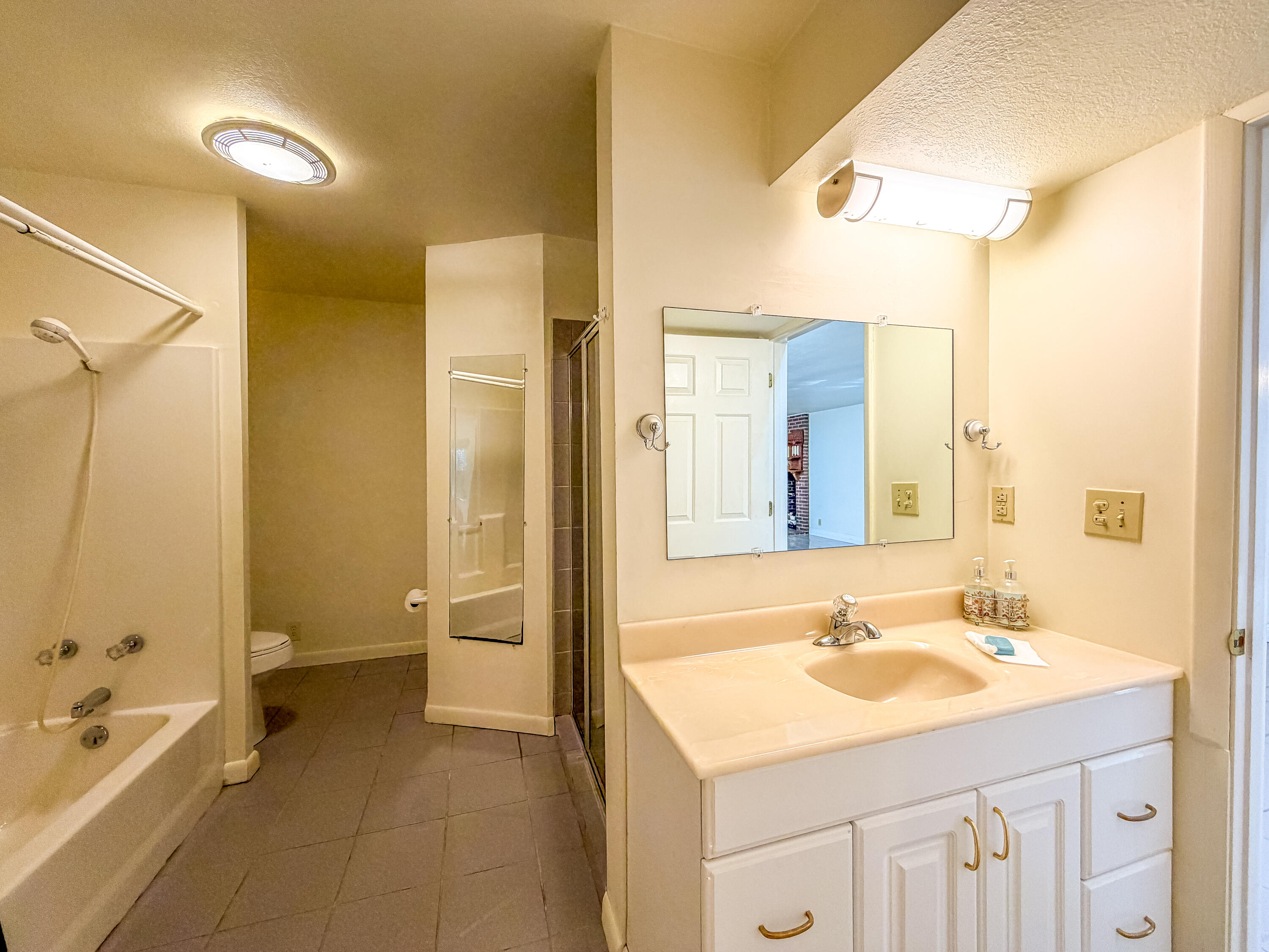 3095 Hill Springs Drive Property Photo 44