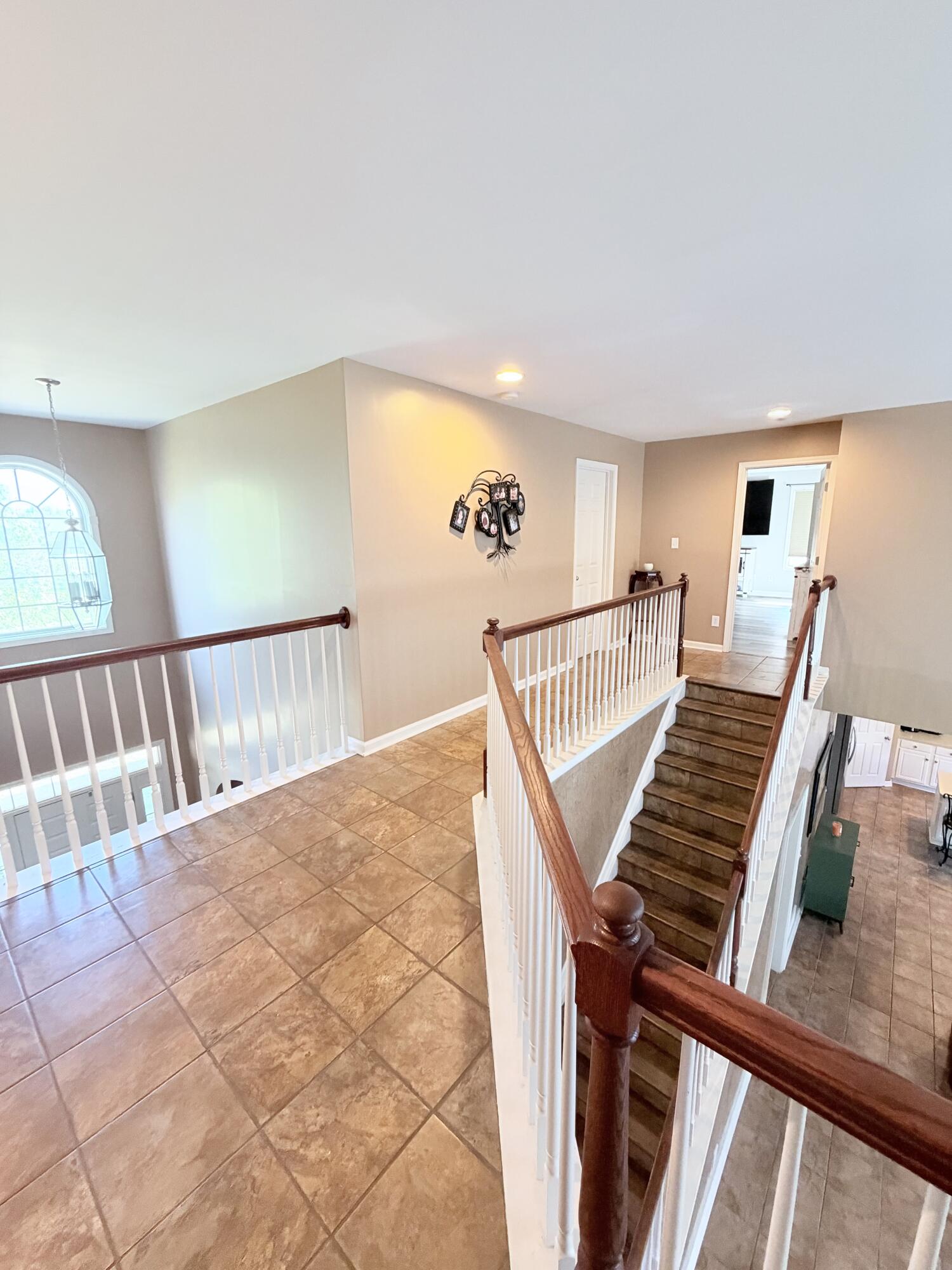 572 Thames Circle Property Photo 20