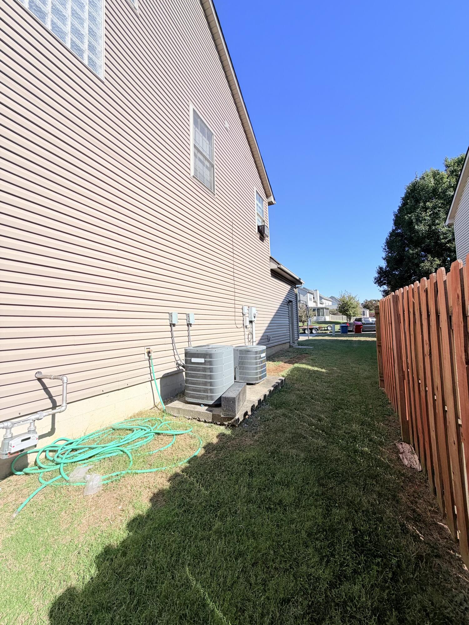 572 Thames Circle Property Photo 38