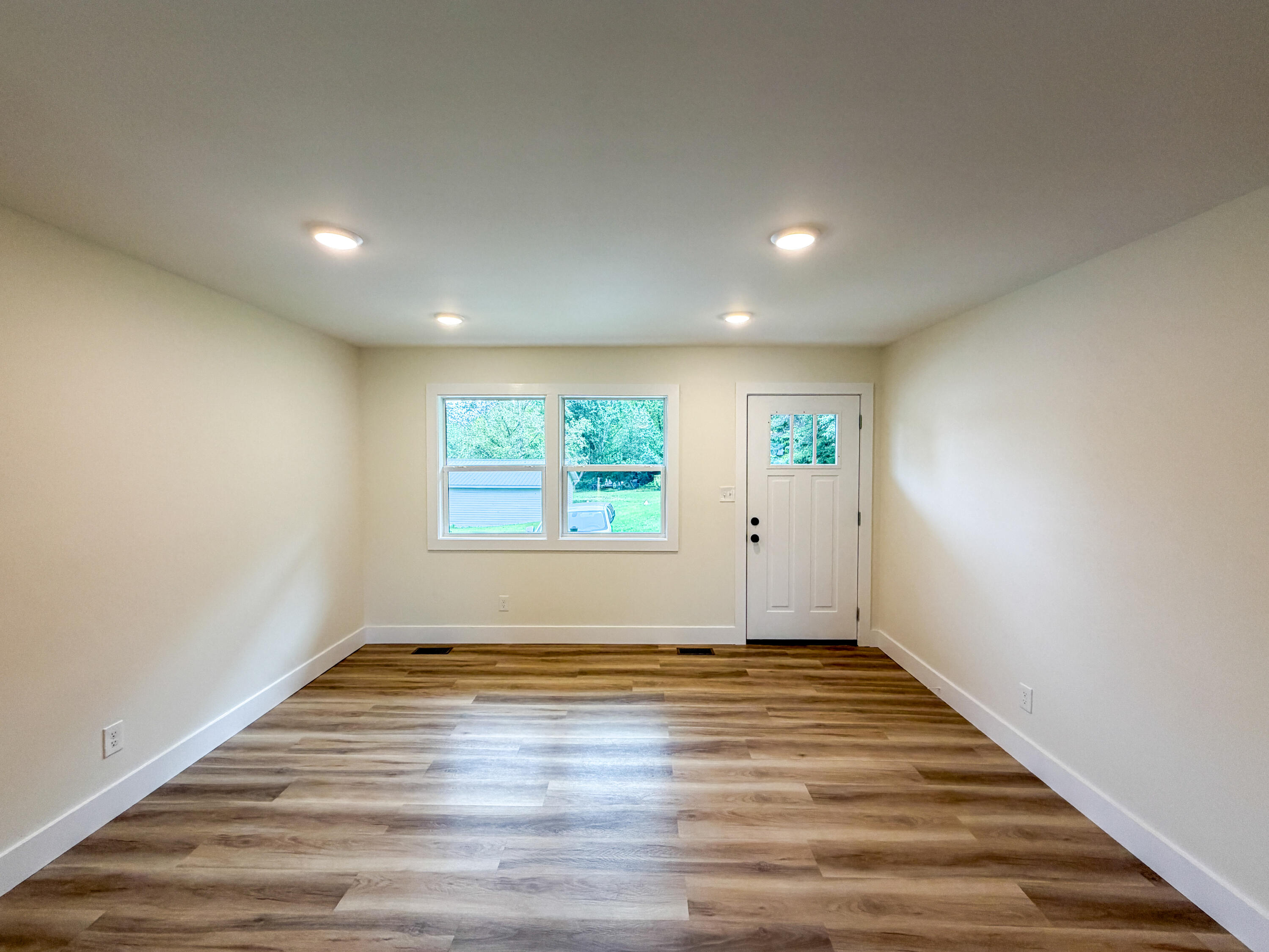 102 Chad Street Property Photo 3