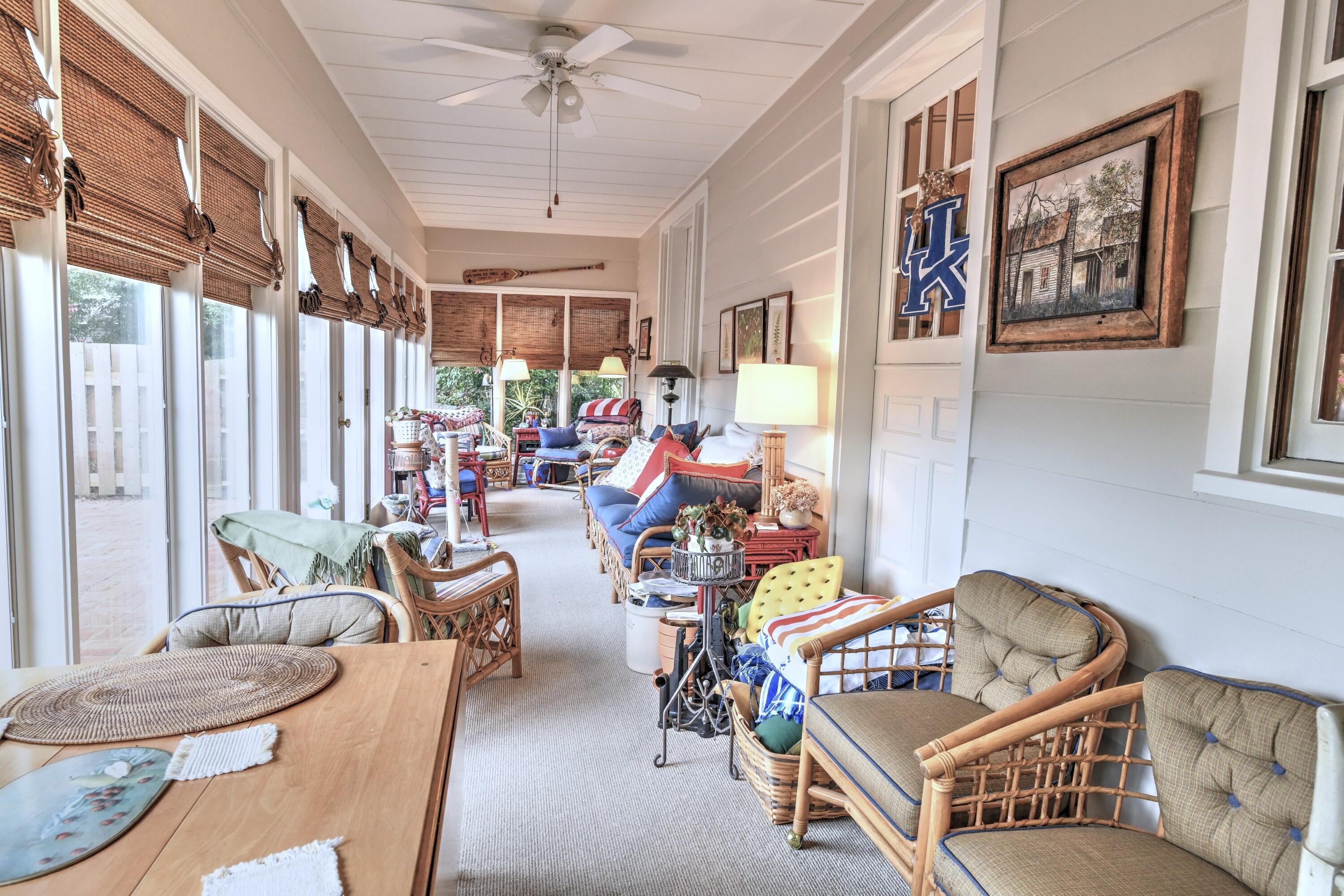 214 College Street Property Photo 55