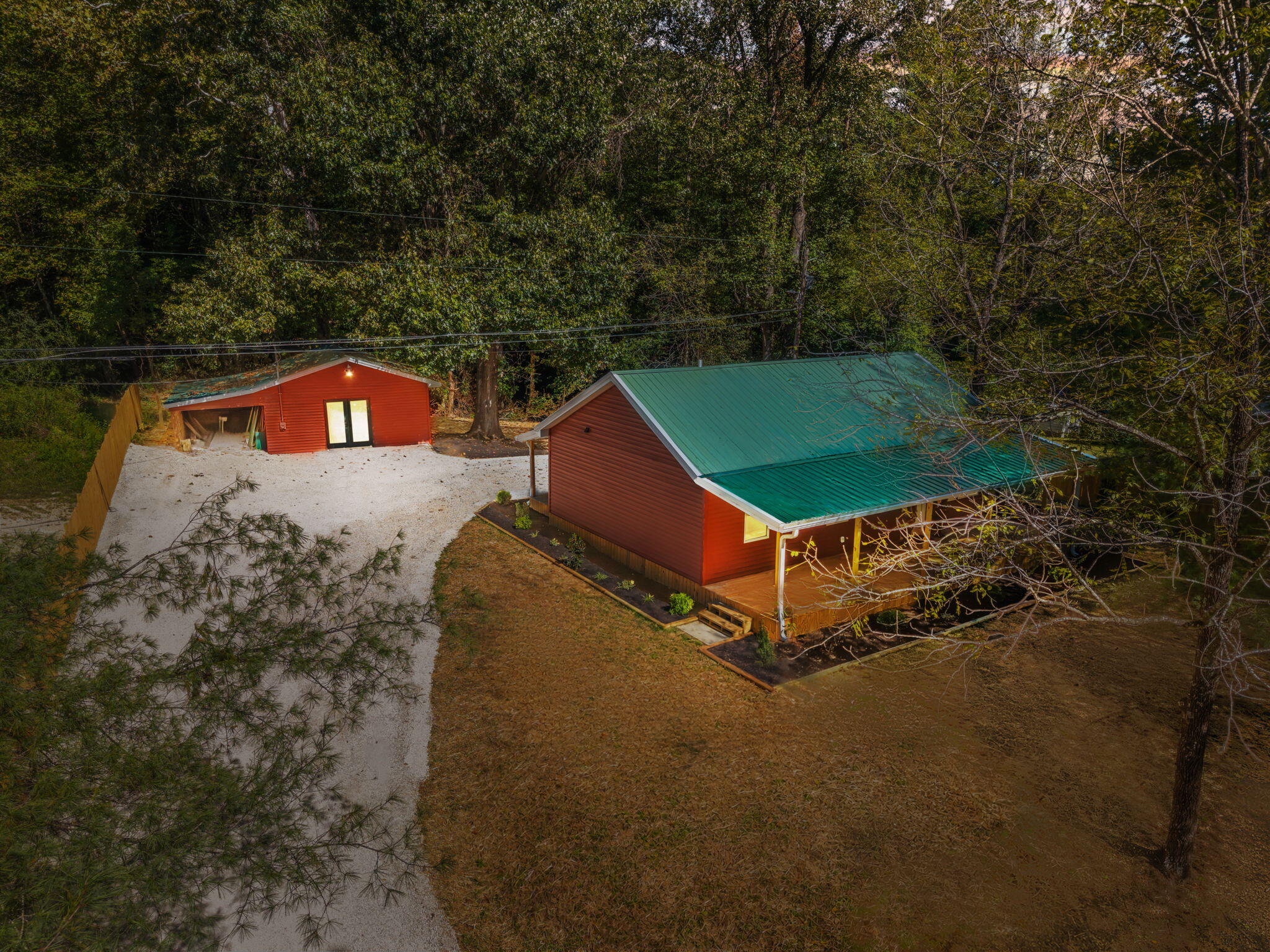 283 James Crowe Hollow Road Property Photo 2