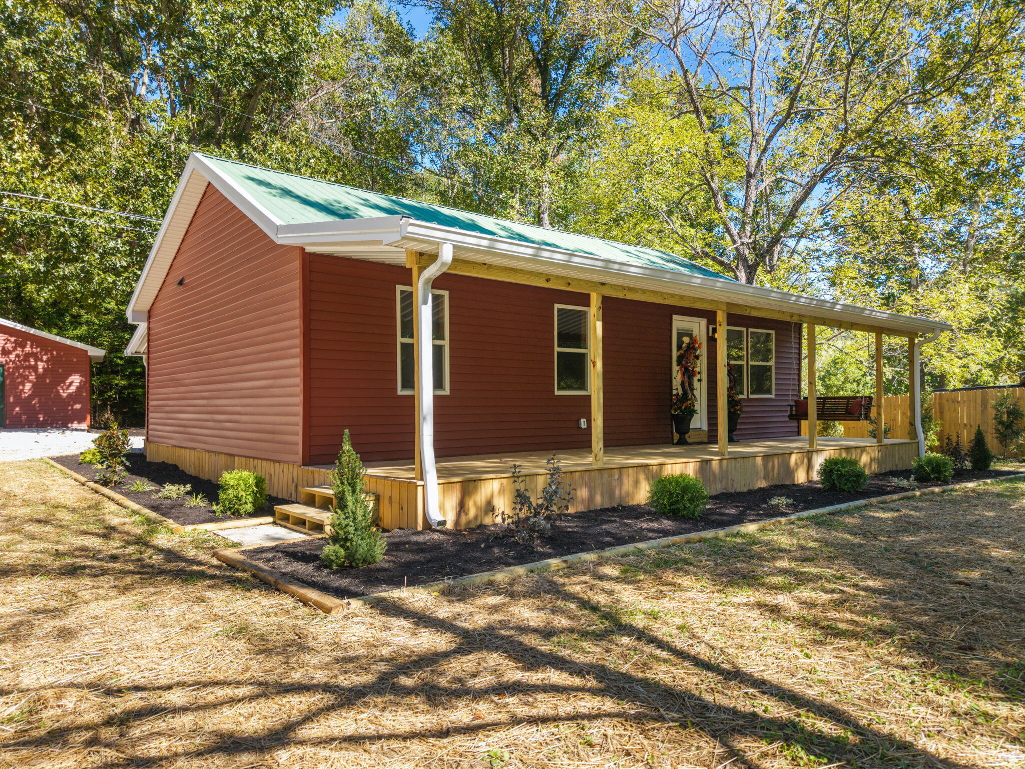 283 James Crowe Hollow Road Property Photo 3