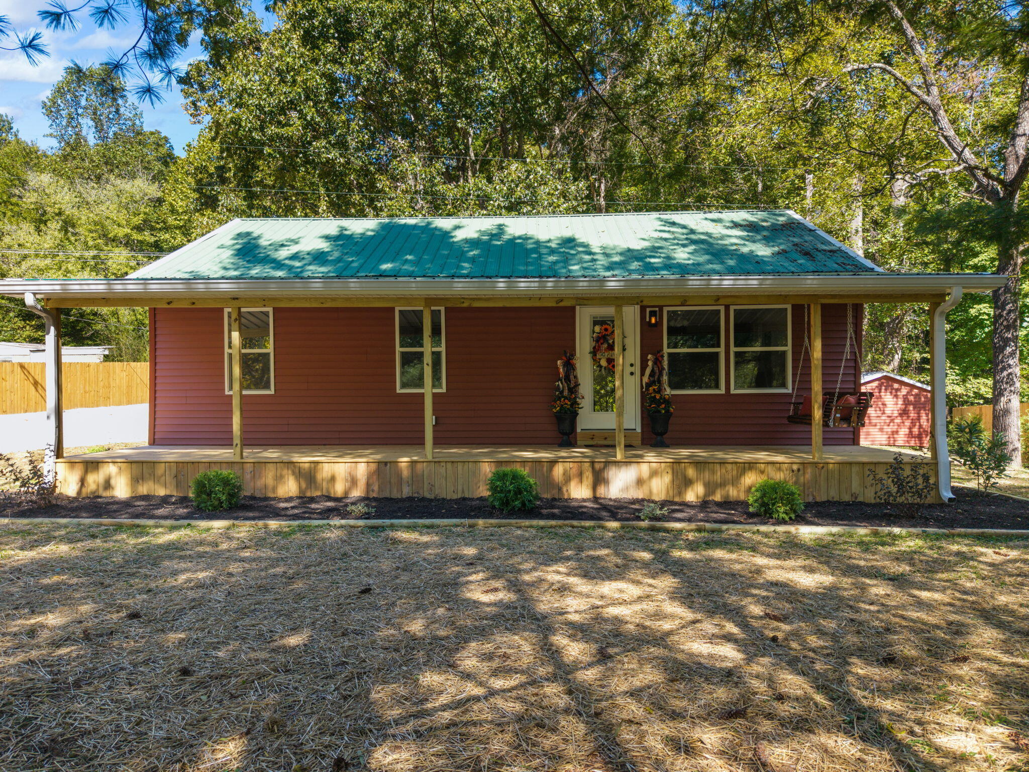 283 James Crowe Hollow Road Property Photo 4