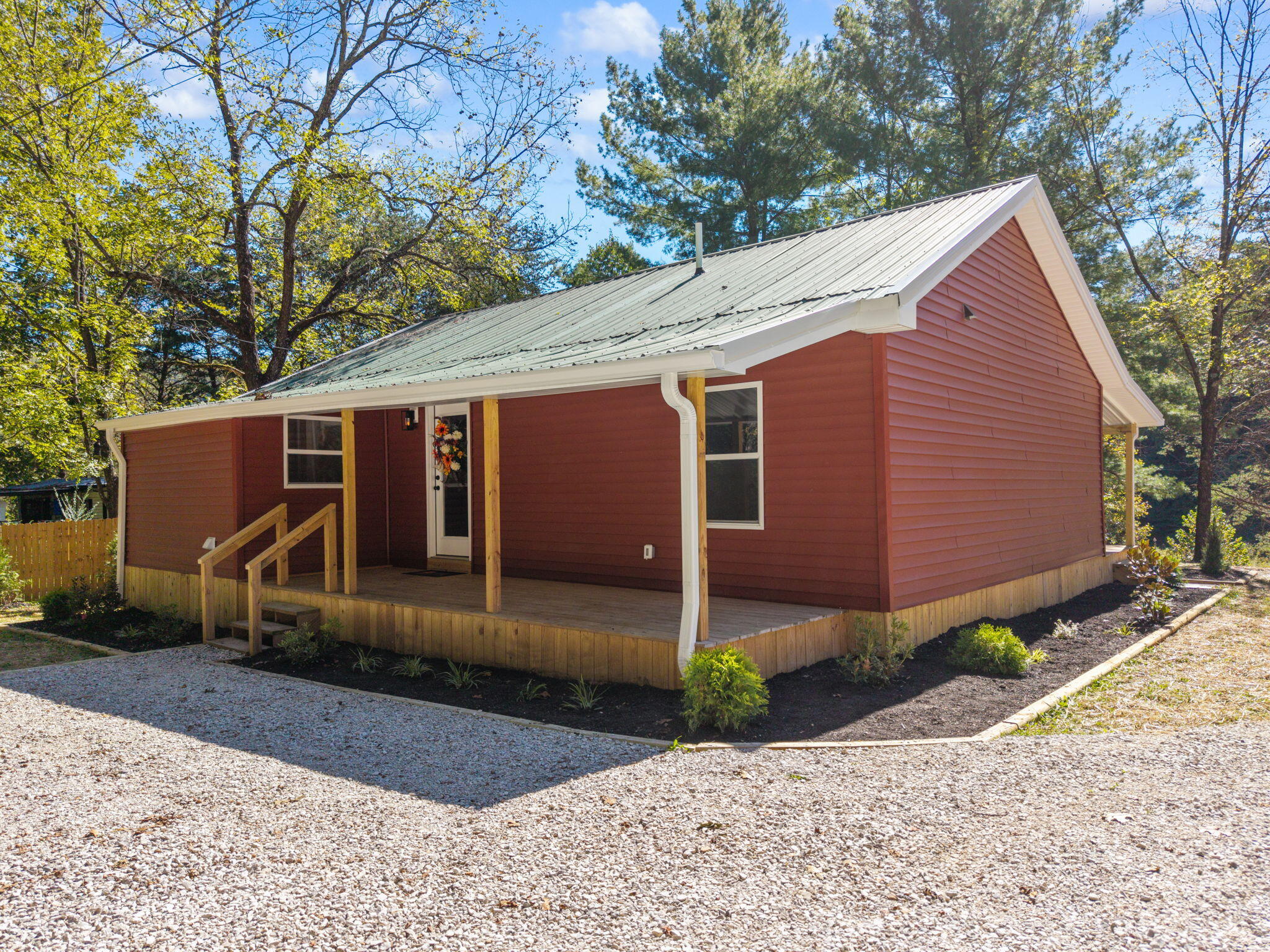 283 James Crowe Hollow Road Property Photo 7